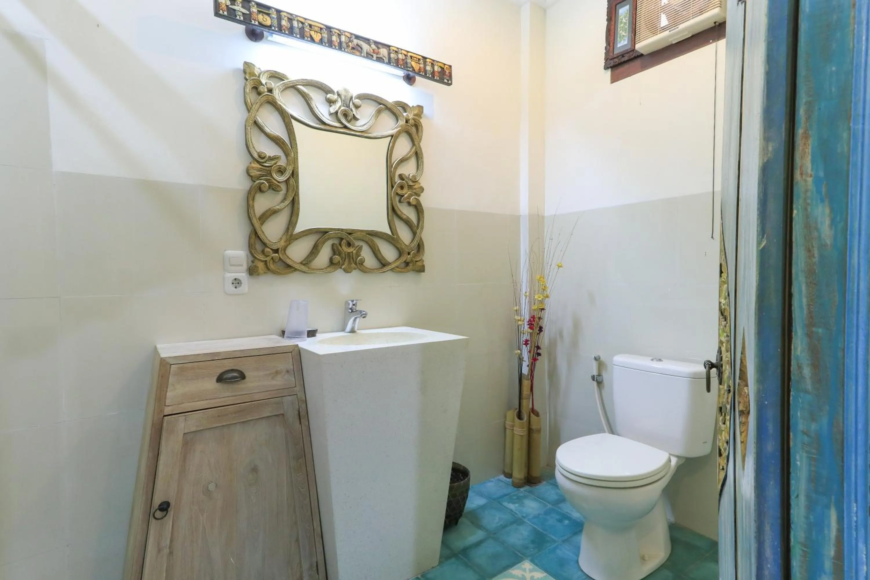 Bathroom in Ubud Chez Nyoman