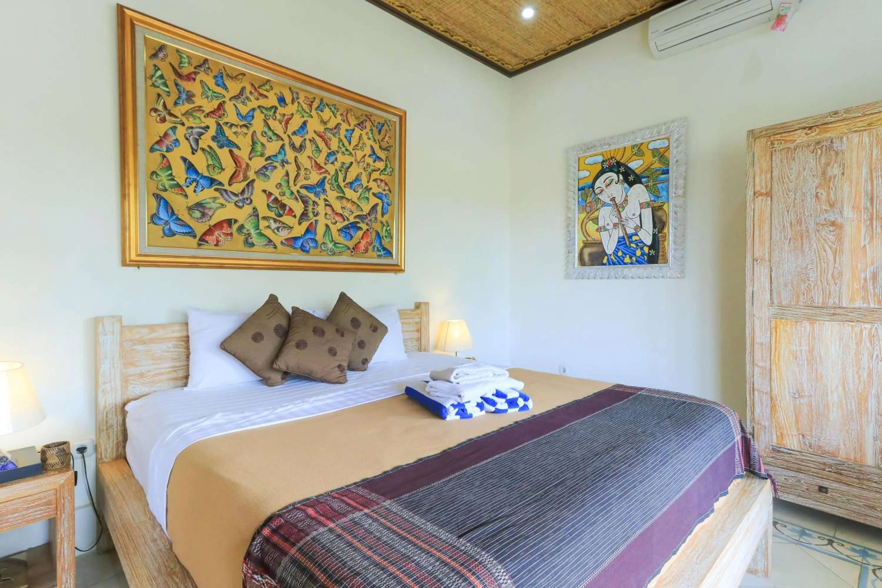 Bed in Ubud Chez Nyoman