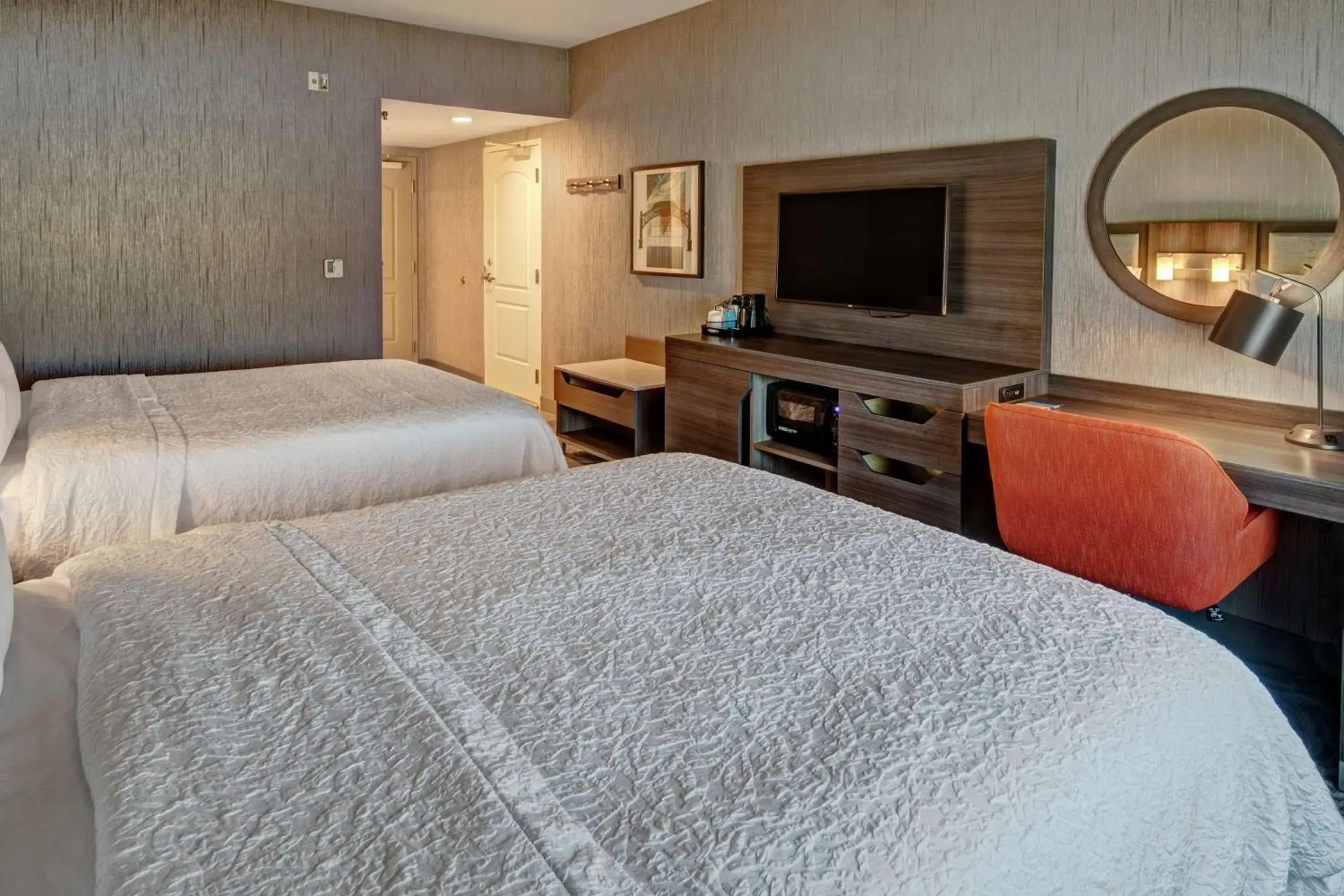 Queen Room with Two Queen Beds in Hampton Inn Fresno Airport Queen Room with Two Queen Beds in Hampton Inn Fresno Airport