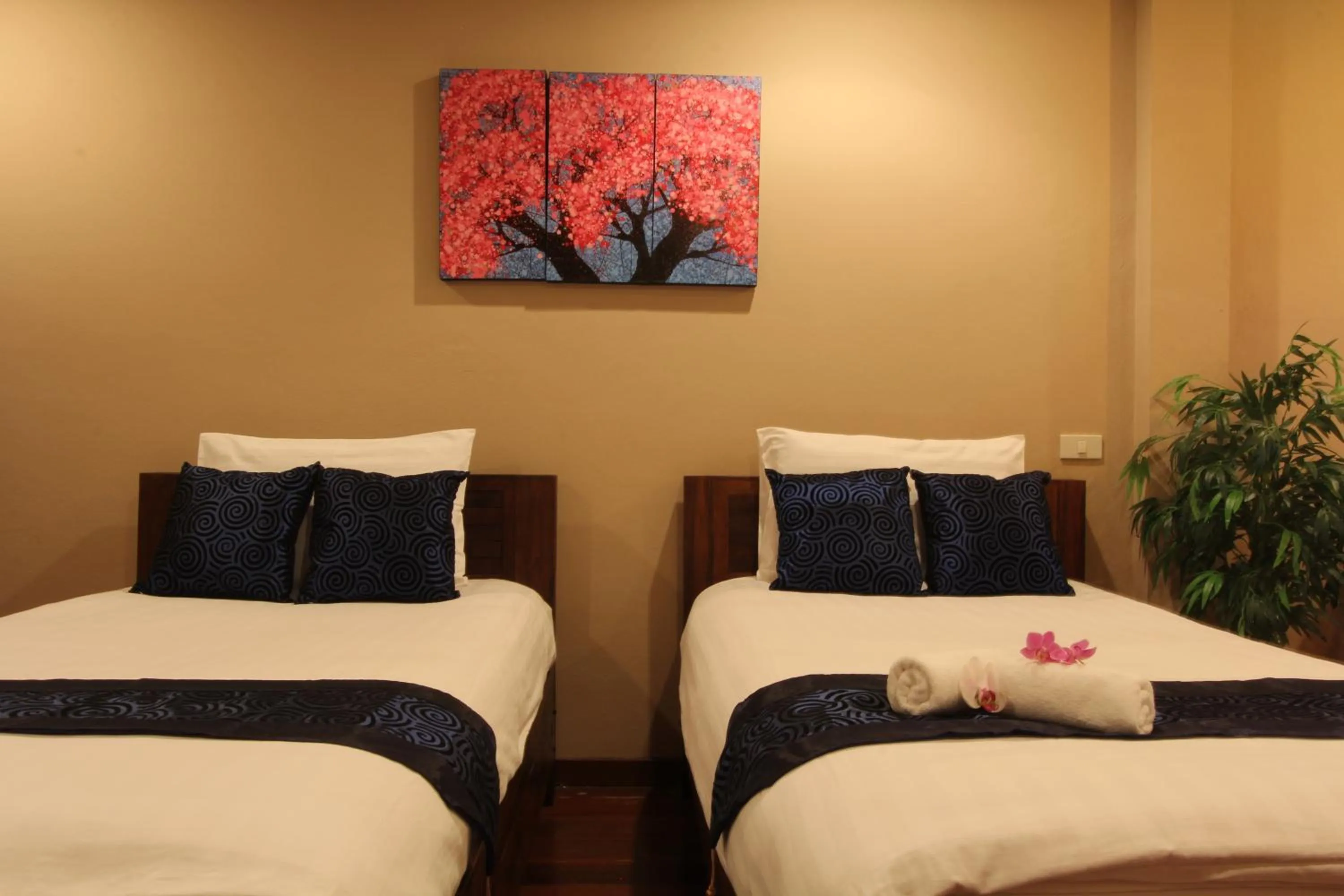 Photo of the whole room, Bed in Thongran's House