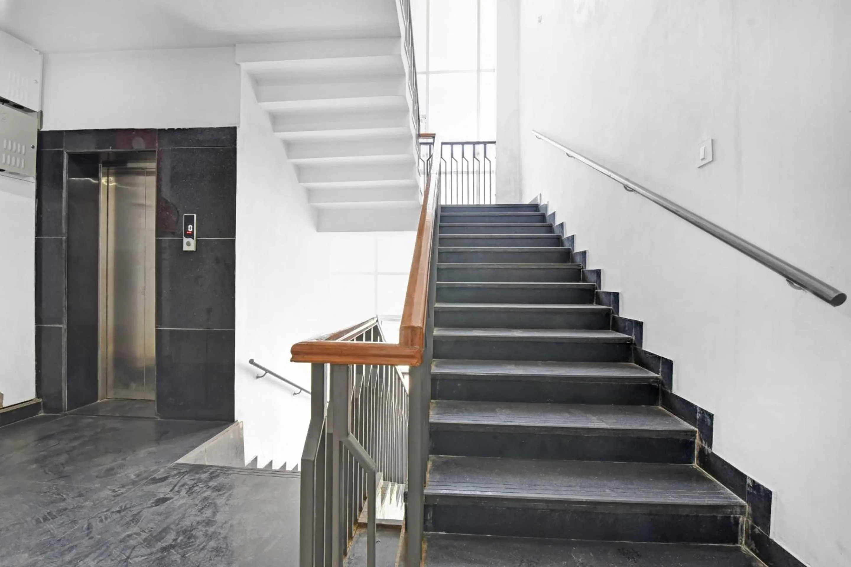 Lobby or reception in Collection O Companion Leisure Homes