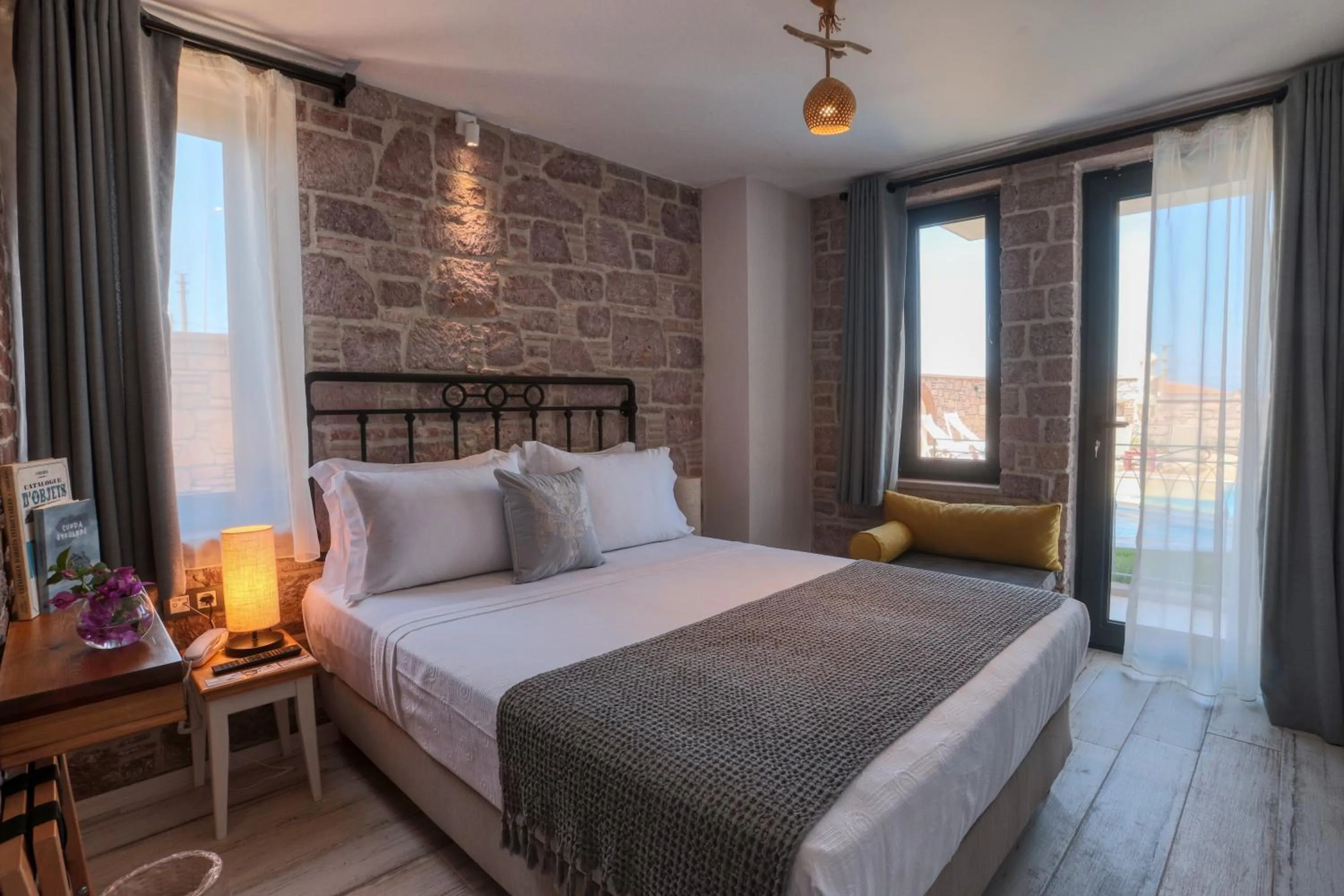 Bed in Sukha Cunda Otel
