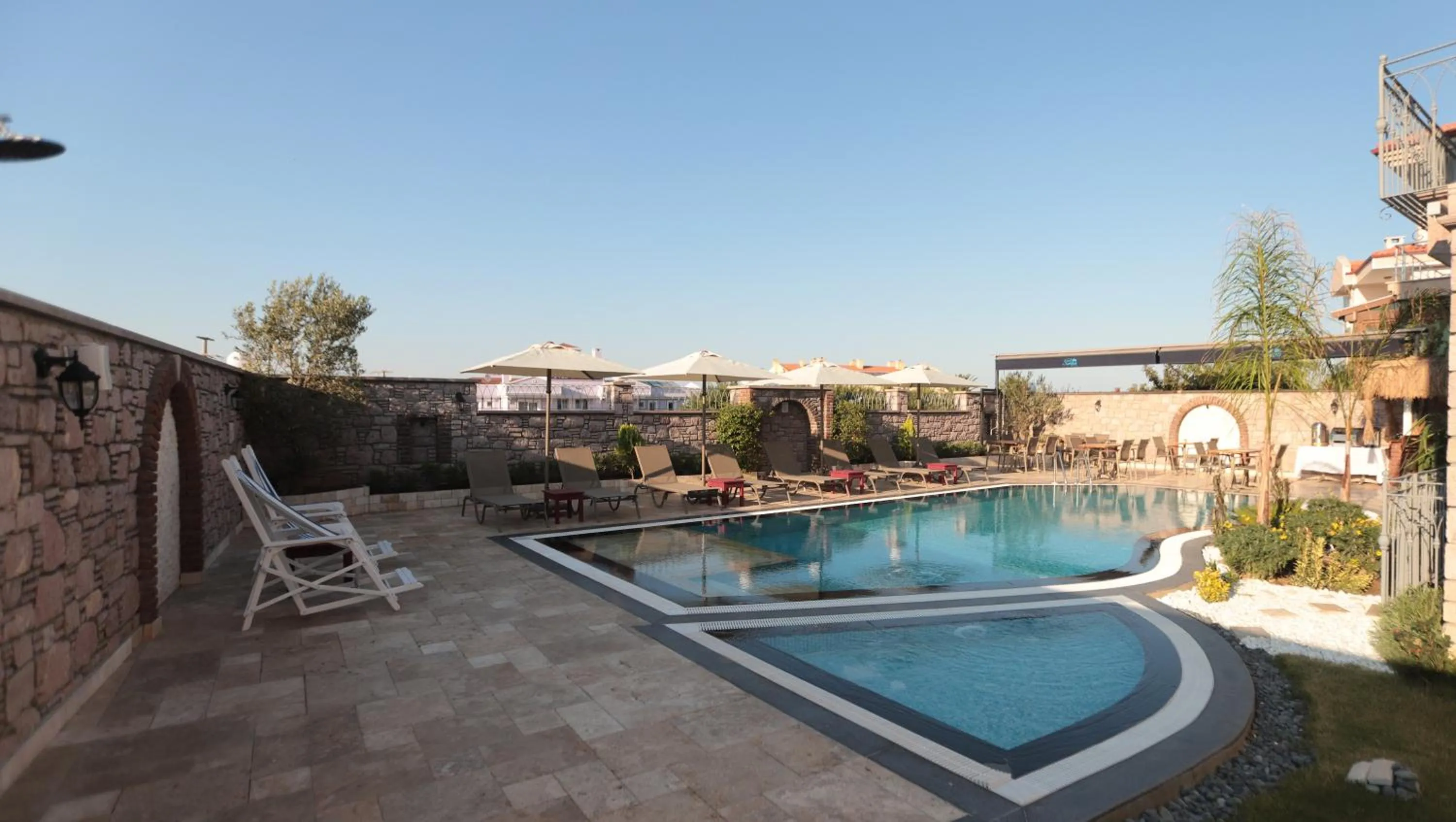 Pool view in Sukha Cunda Otel