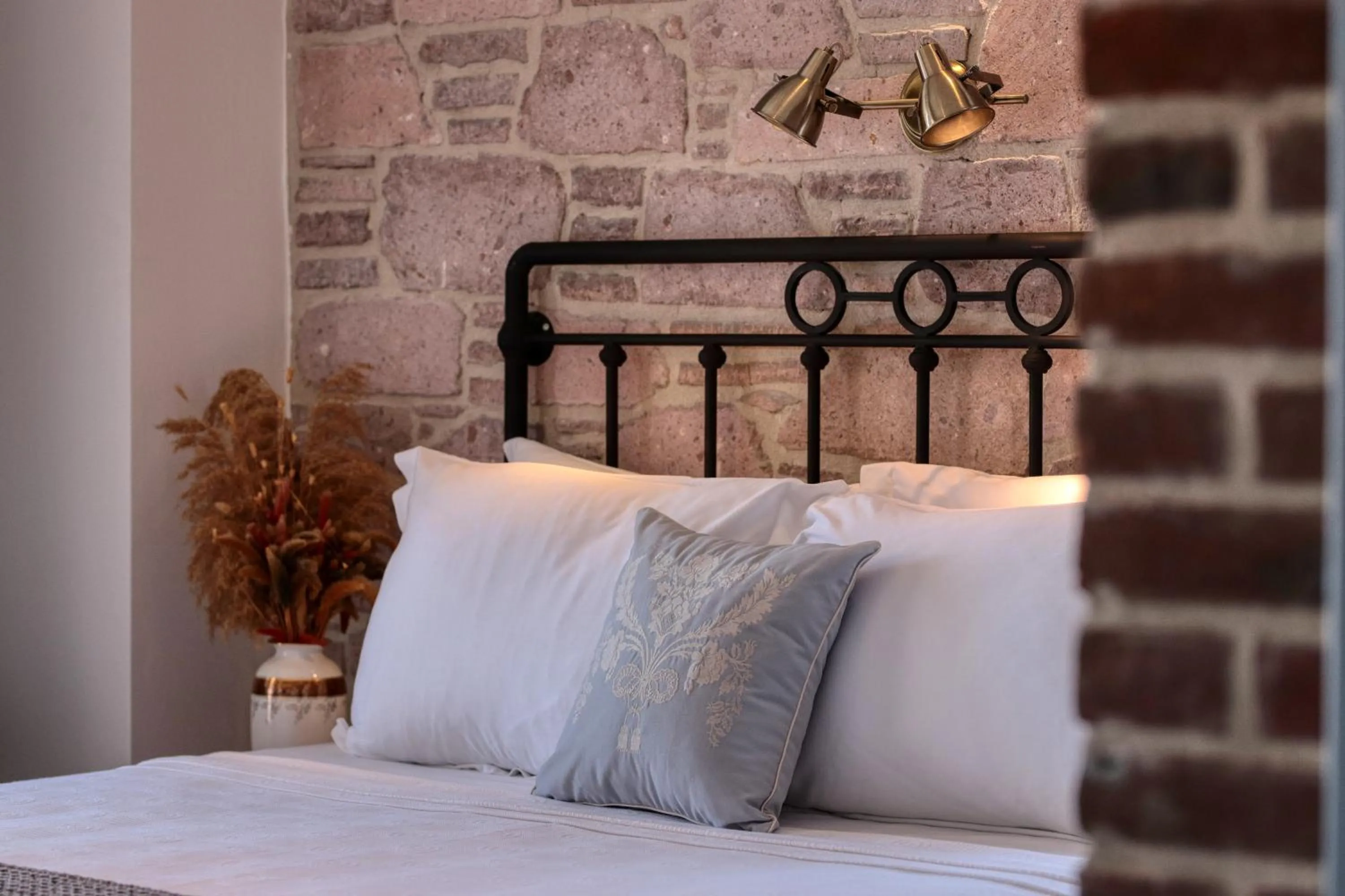 Bed in Sukha Cunda Otel