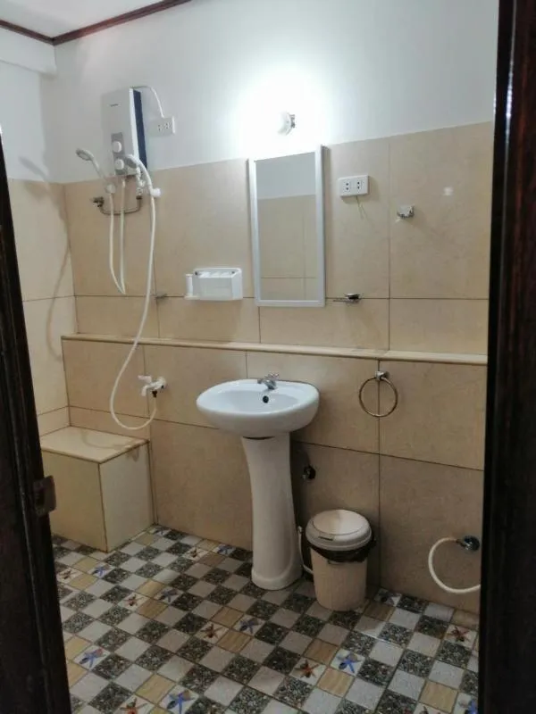 Eddie`s Beach Resort Siargao