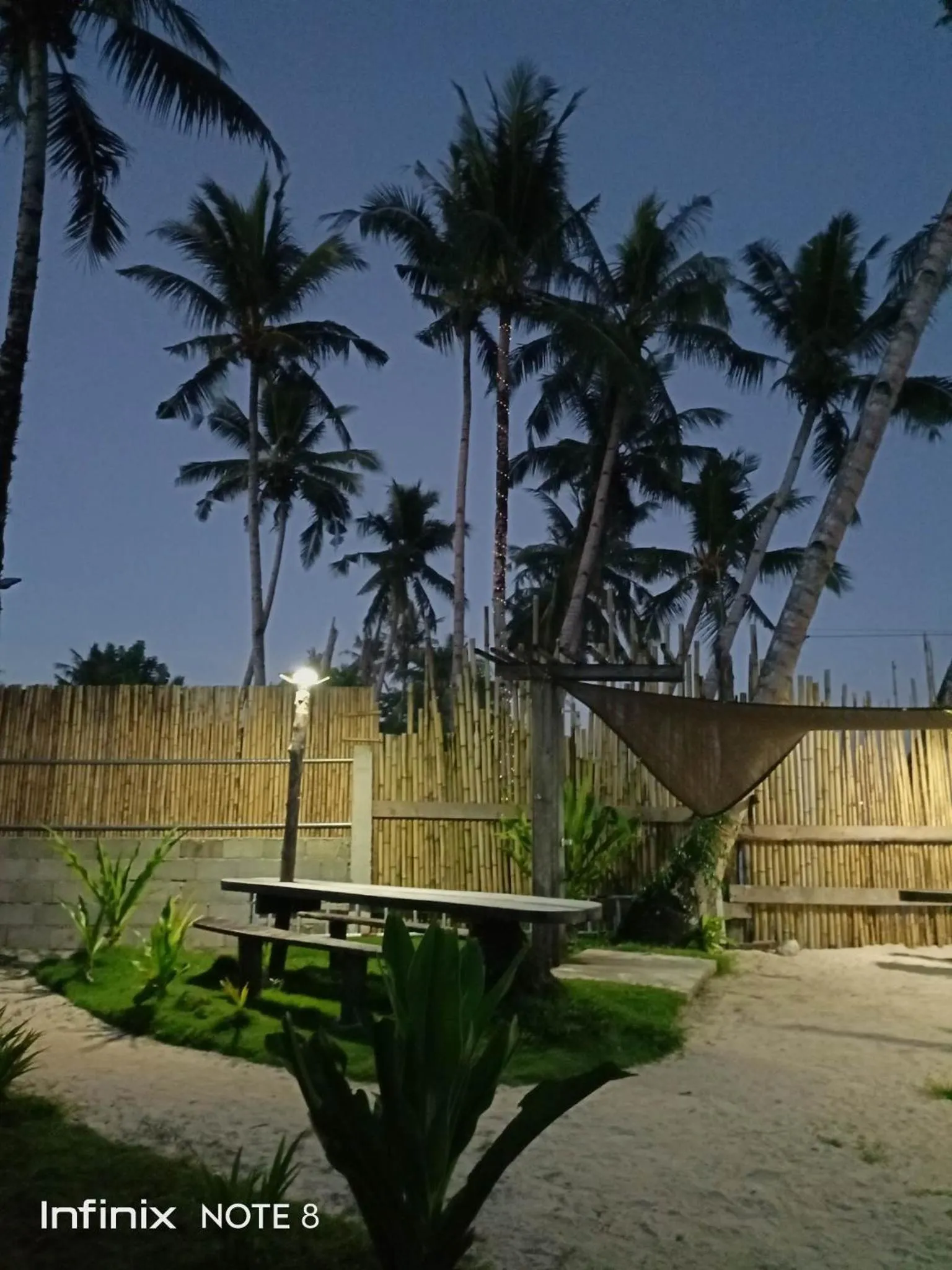 Eddie`s Beach Resort Siargao