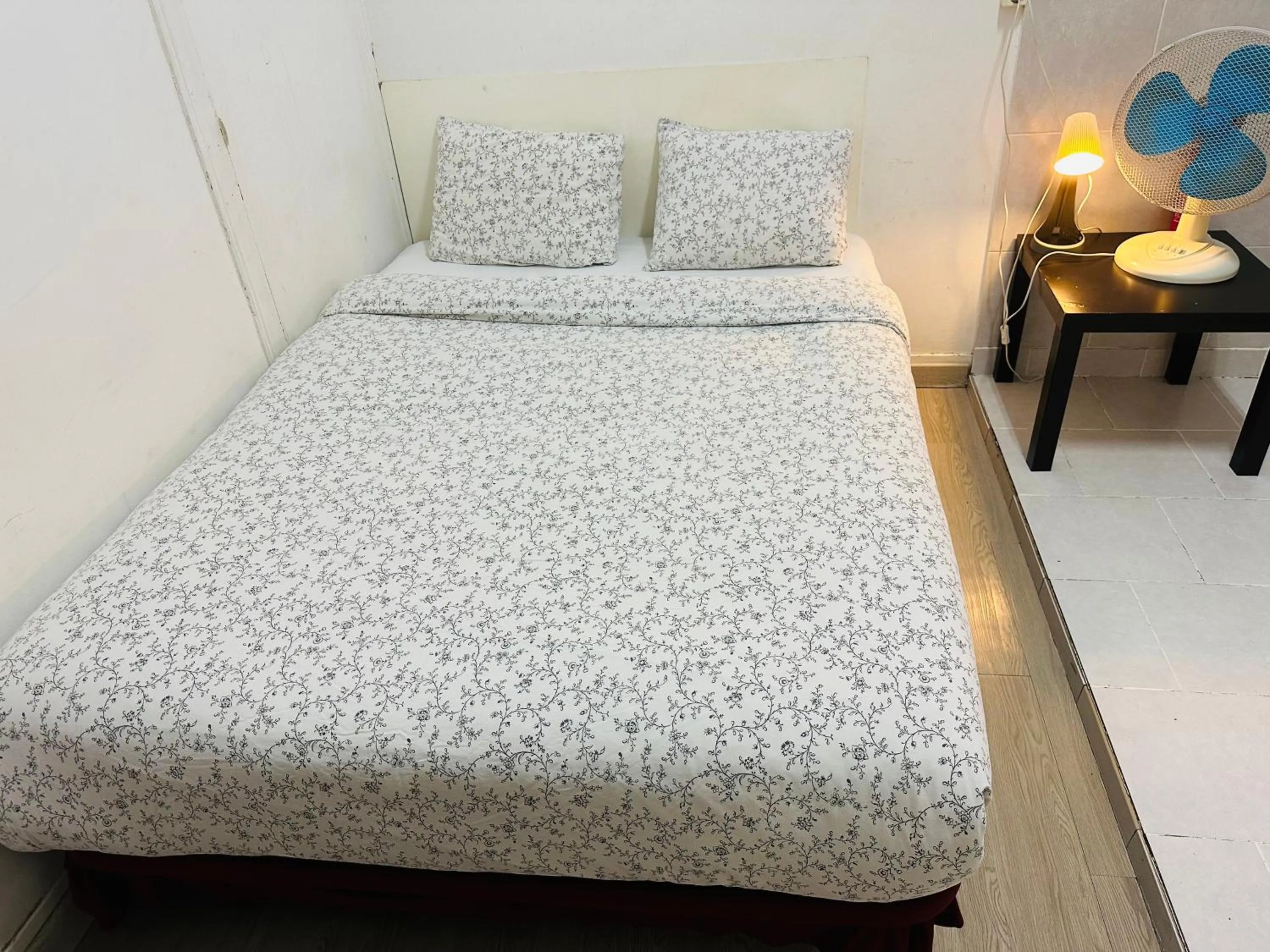 Bed in Charming episode