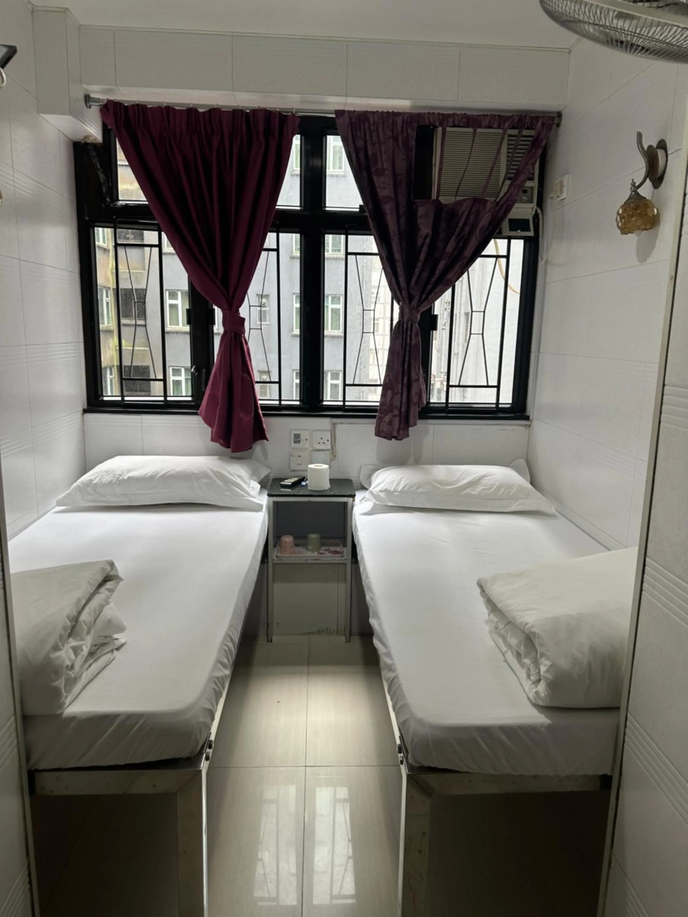 Bed in Pay-Less Guesthouse (7/F A9)