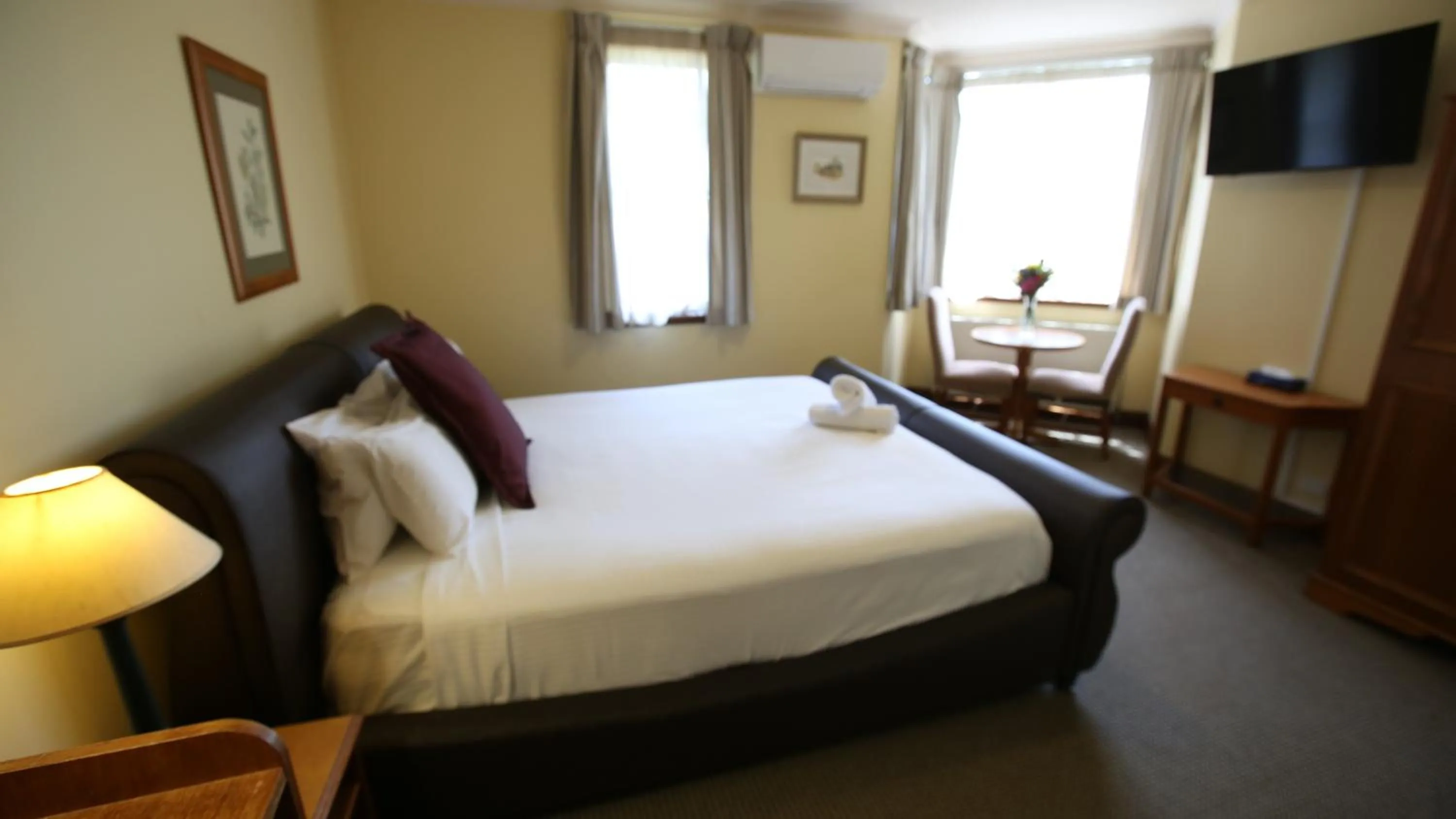 Bed in Belgravia Mountain Guest House