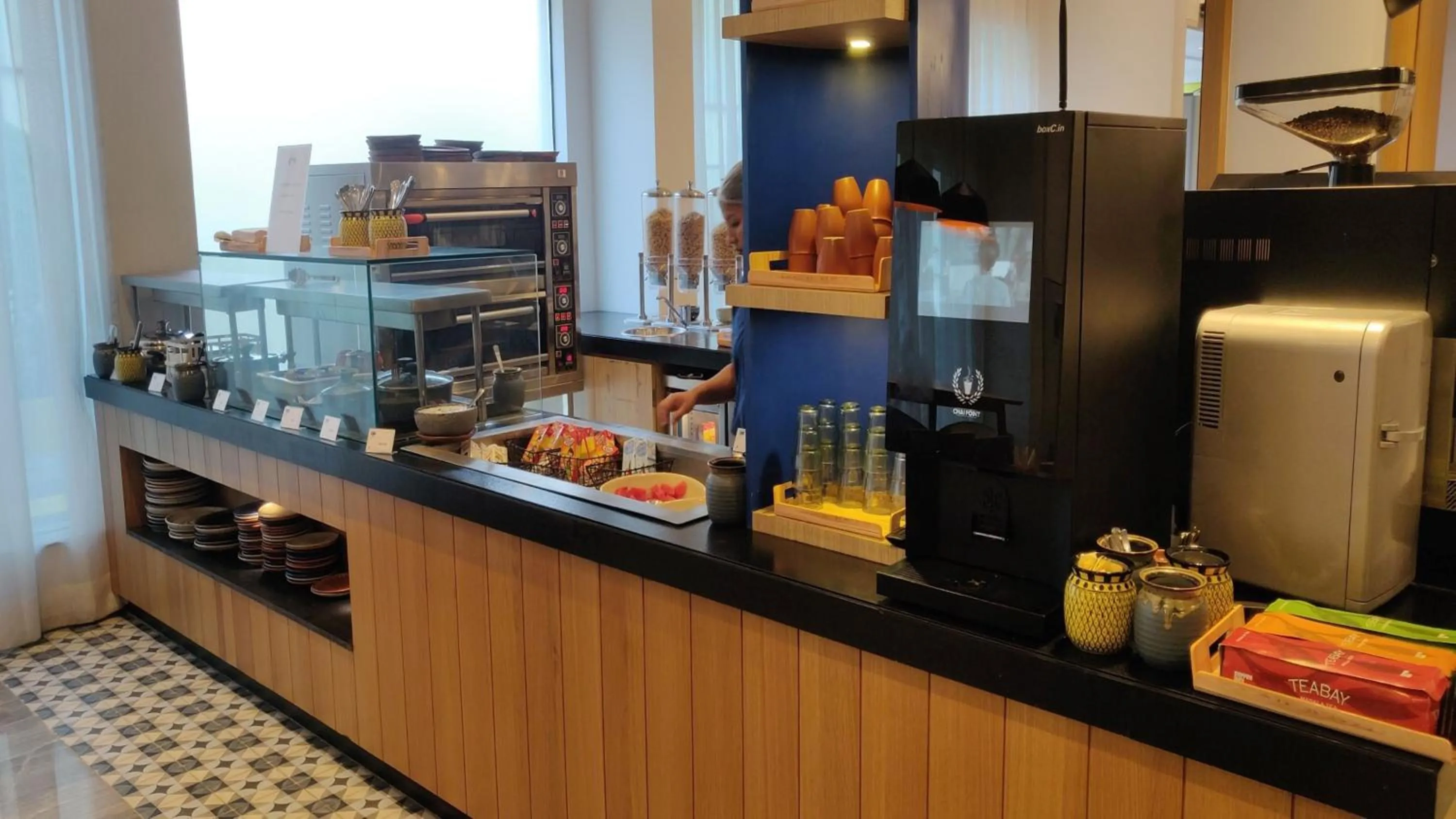 Restaurant/places to eat in Holiday Inn Express Bengaluru Whitefield ITPL by IHG