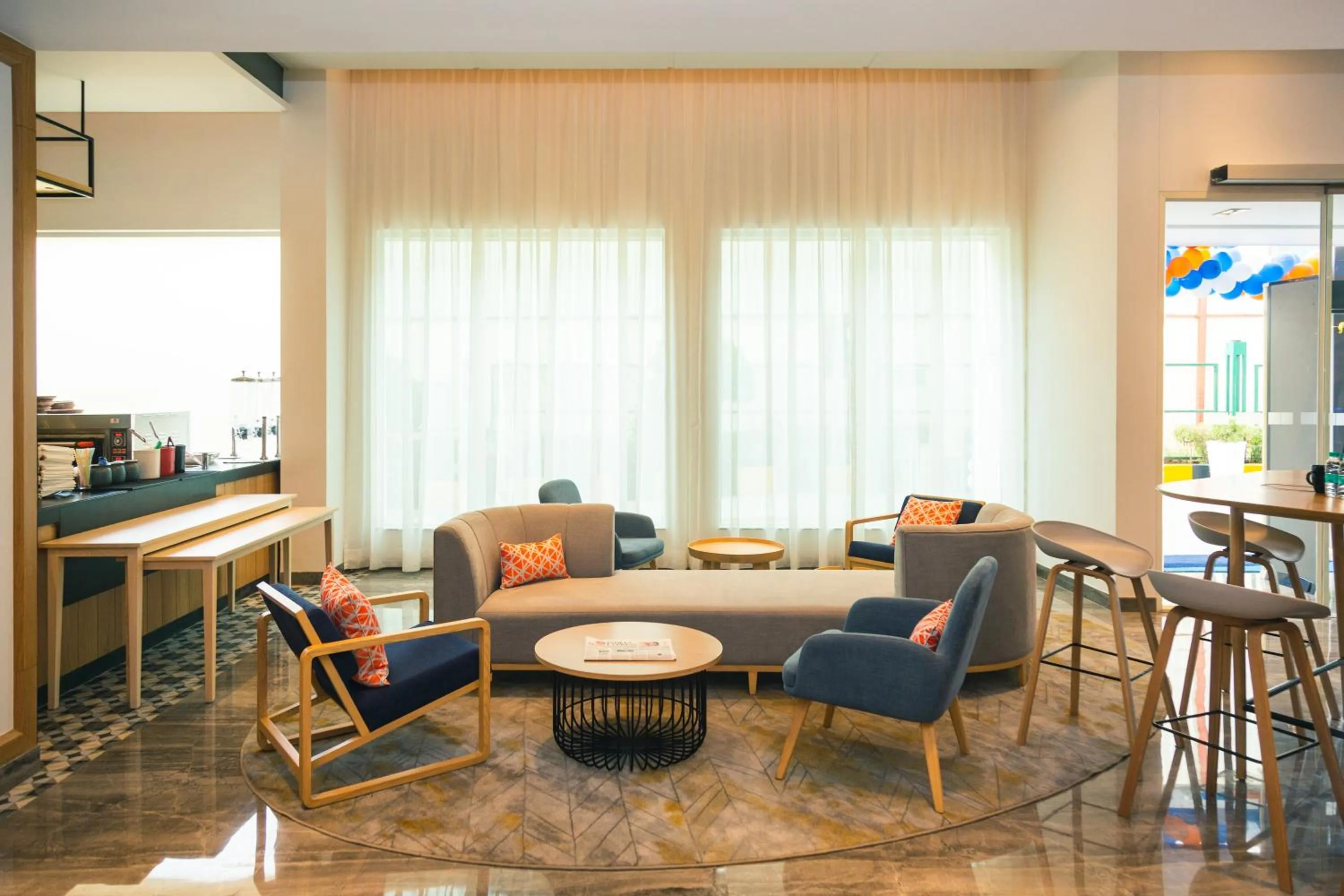 Restaurant/places to eat in Holiday Inn Express Bengaluru Whitefield ITPL by IHG