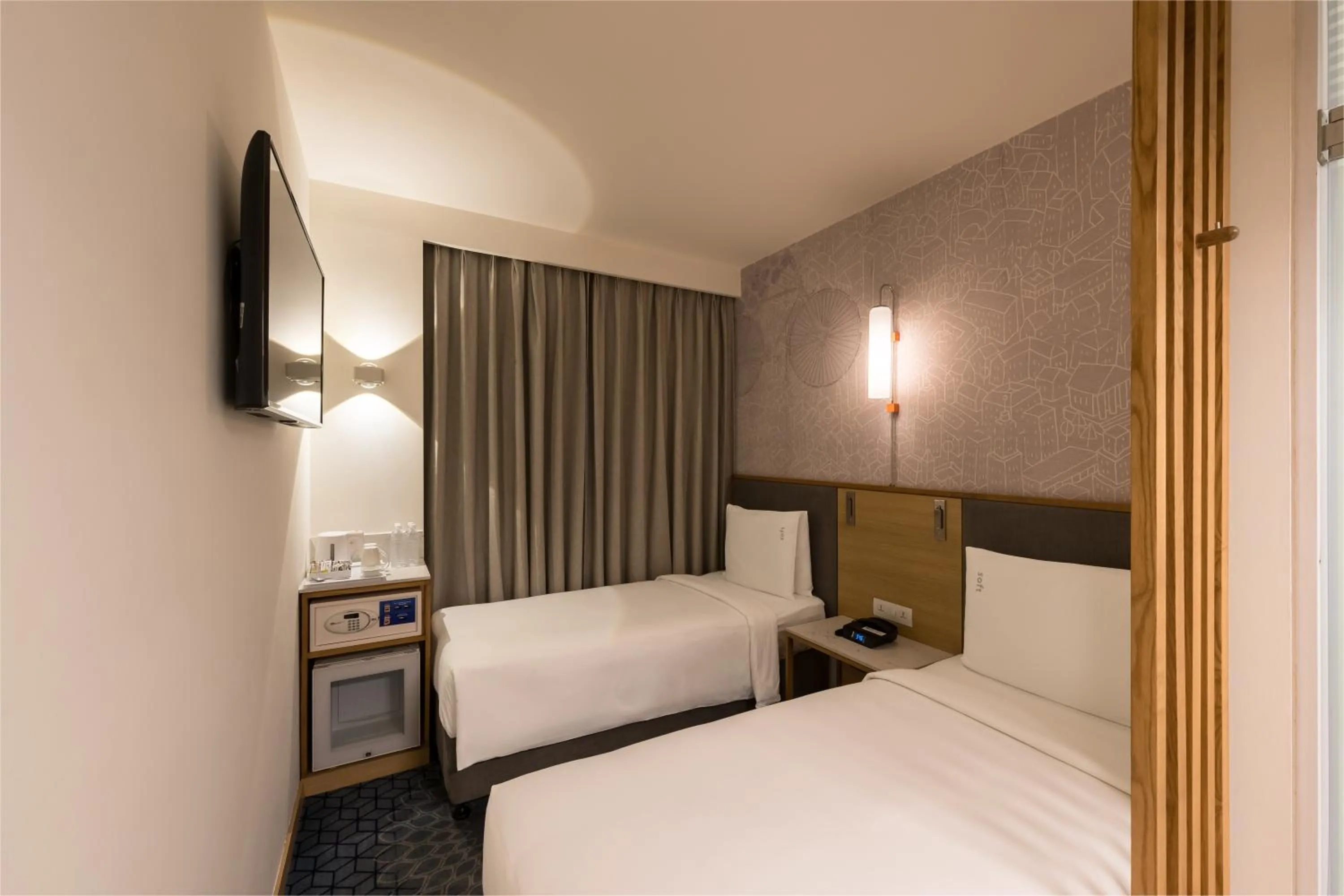 Bedroom, Bed in Holiday Inn Express Bengaluru Whitefield ITPL by IHG