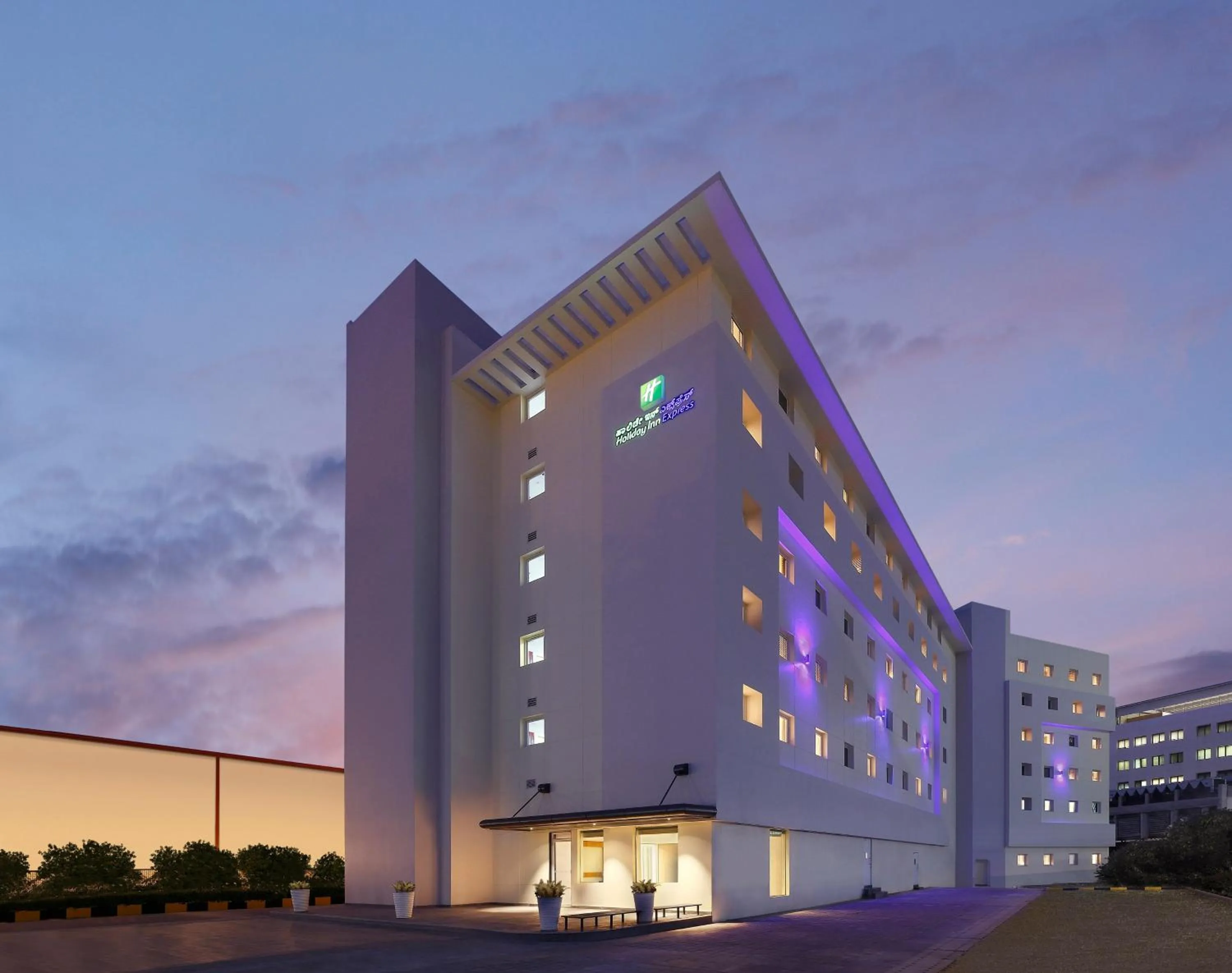 Property building in Holiday Inn Express Bengaluru Whitefield ITPL by IHG