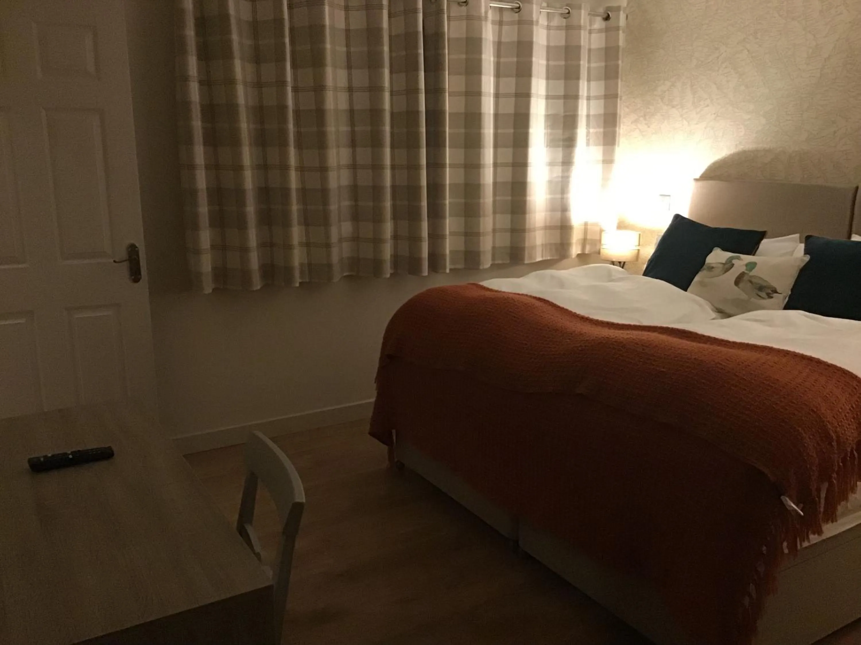 Bedroom, Bed in The Grange Silverstone