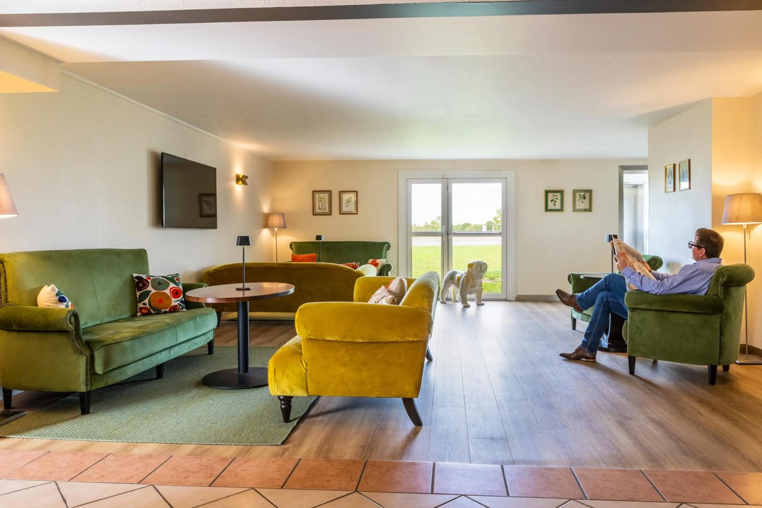 Property building in ibis Styles Chartres Sud Barjouville