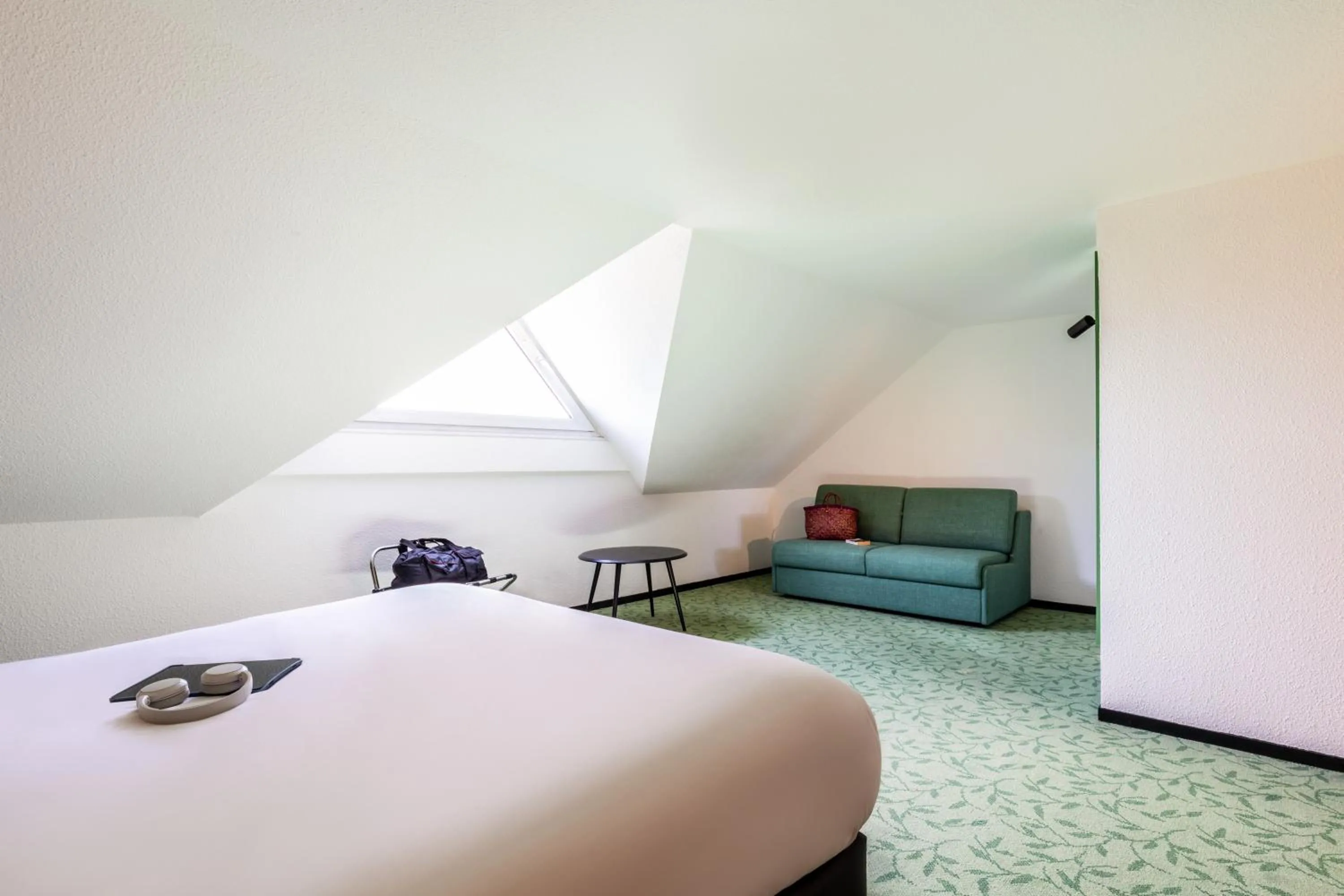 Property building, Bed in ibis Styles Chartres Sud Barjouville