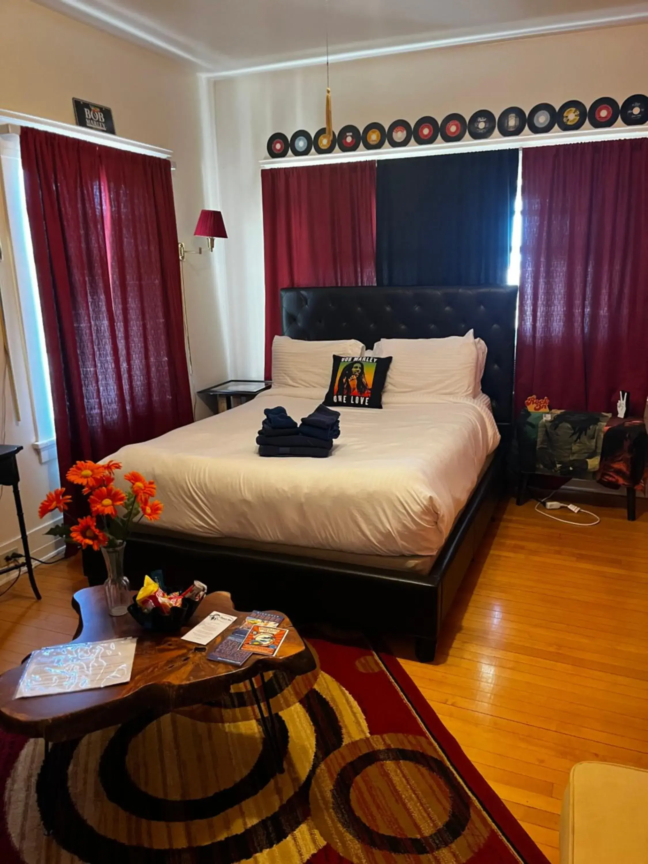 Single Room with Bathroom in Greenway Manor Single Room with Bathroom in Greenway Manor