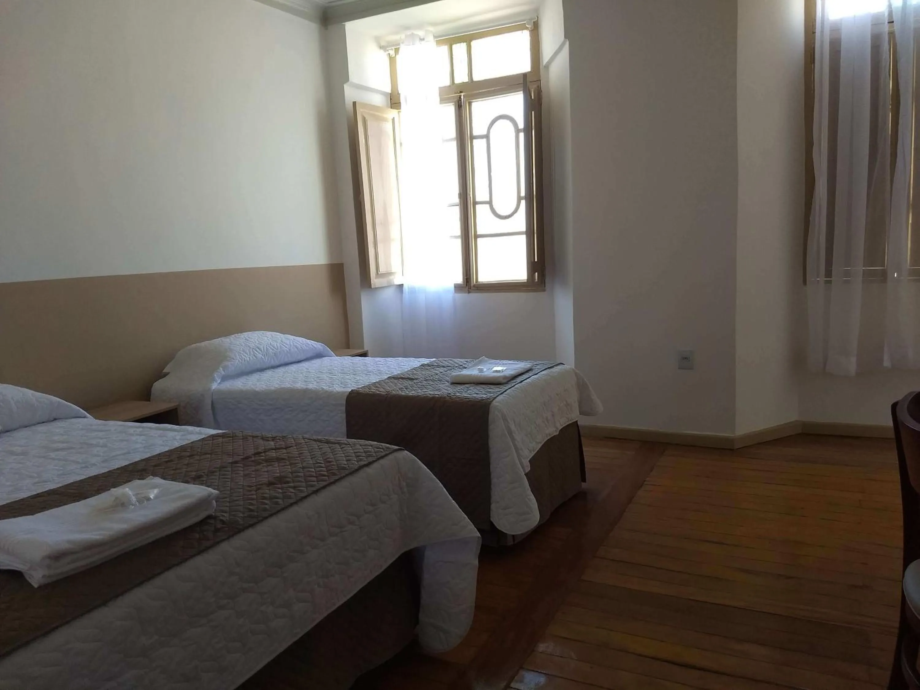 Photo of the whole room, Bed in HOTEL CANTO DO CHAFARIZ