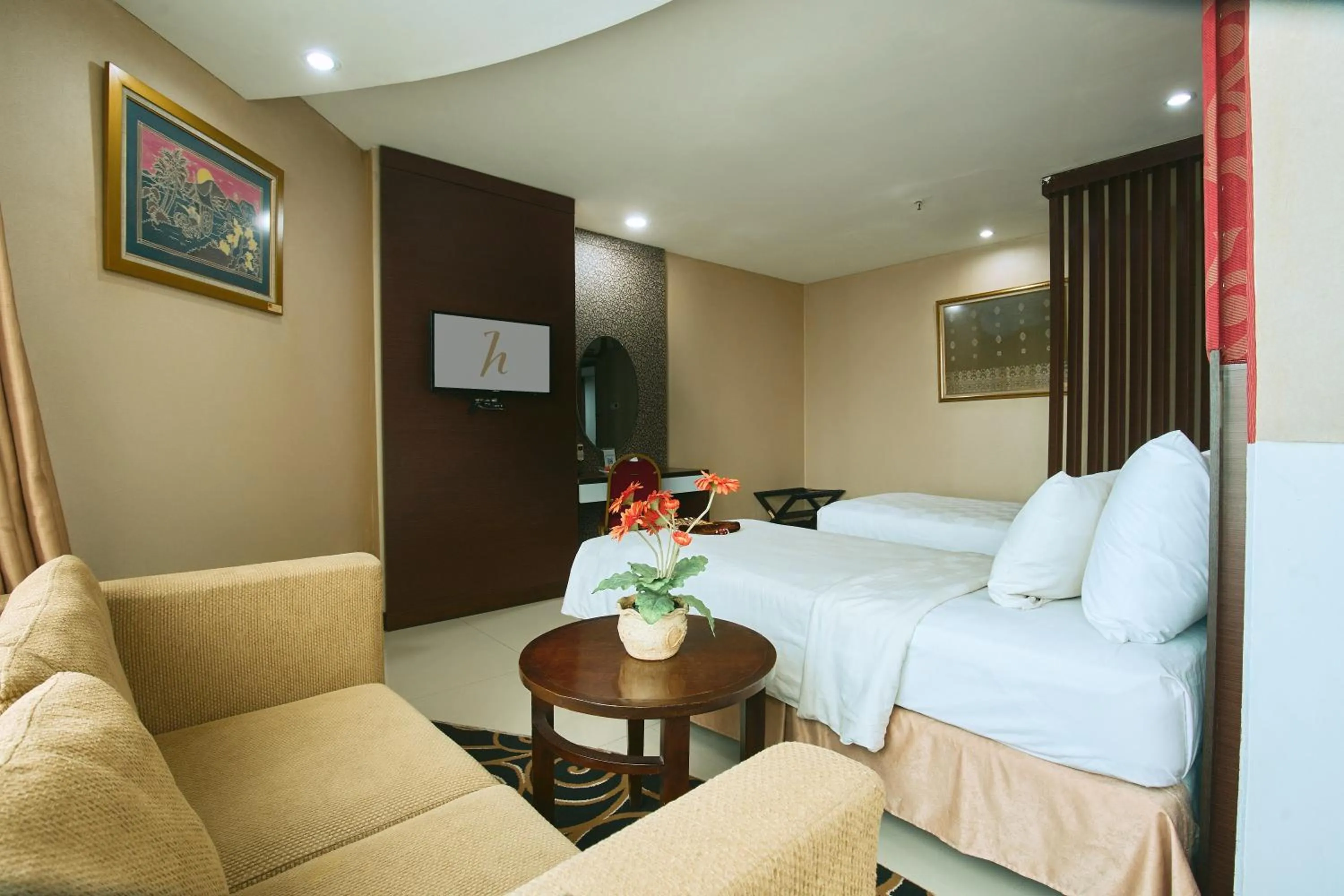Bed in Hotel Balairung Jakarta