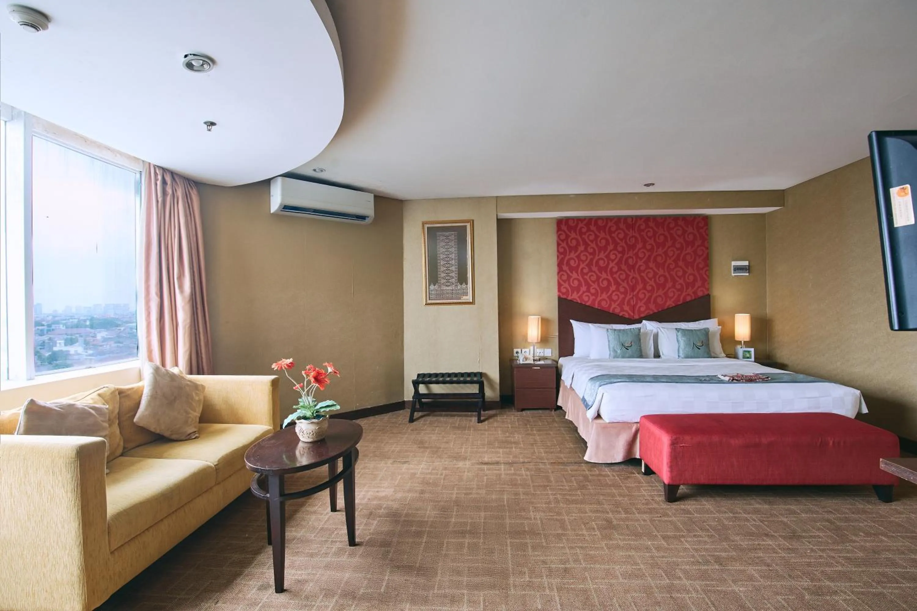 Bed in Hotel Balairung Jakarta