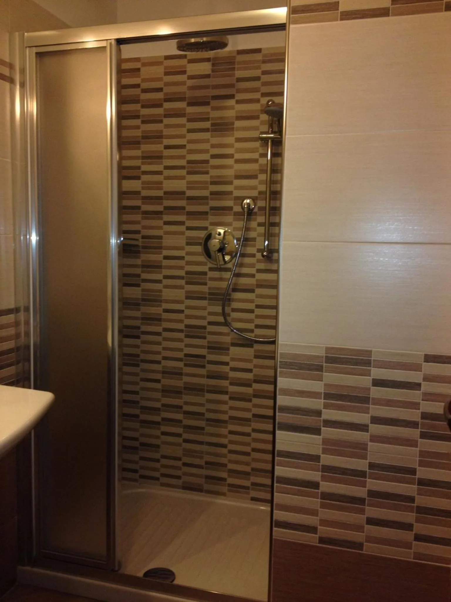 Shower in Hotel Lucerna