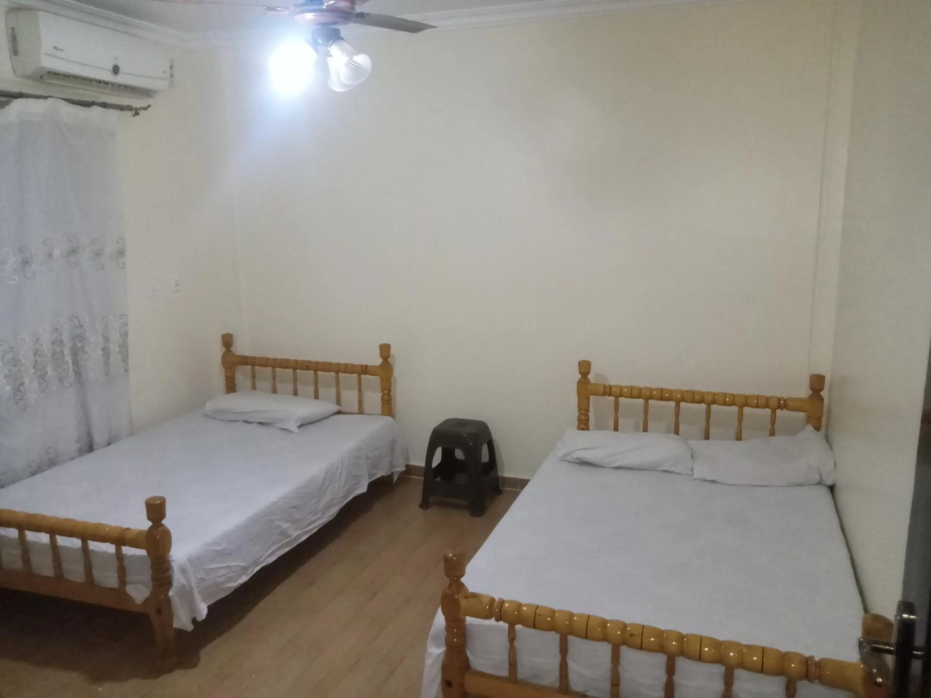 Bedroom, Bed in Qronful