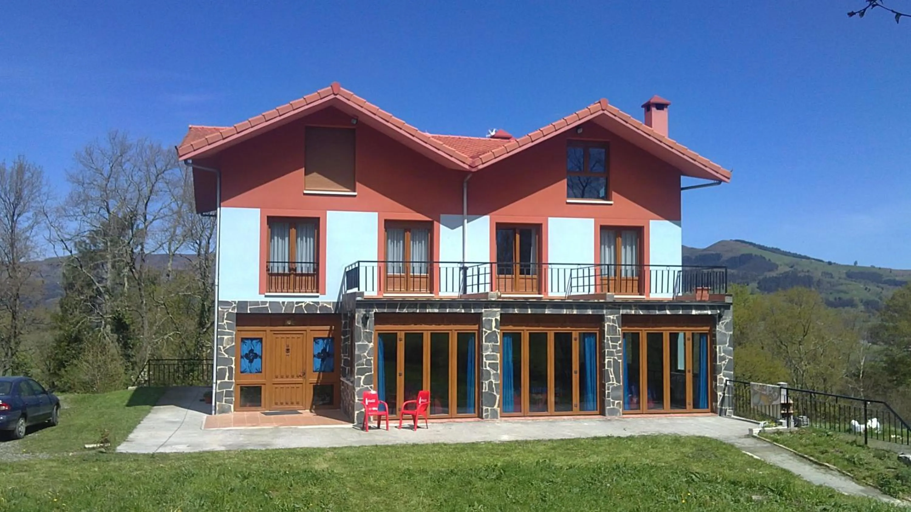 Property building in Mendi Alai