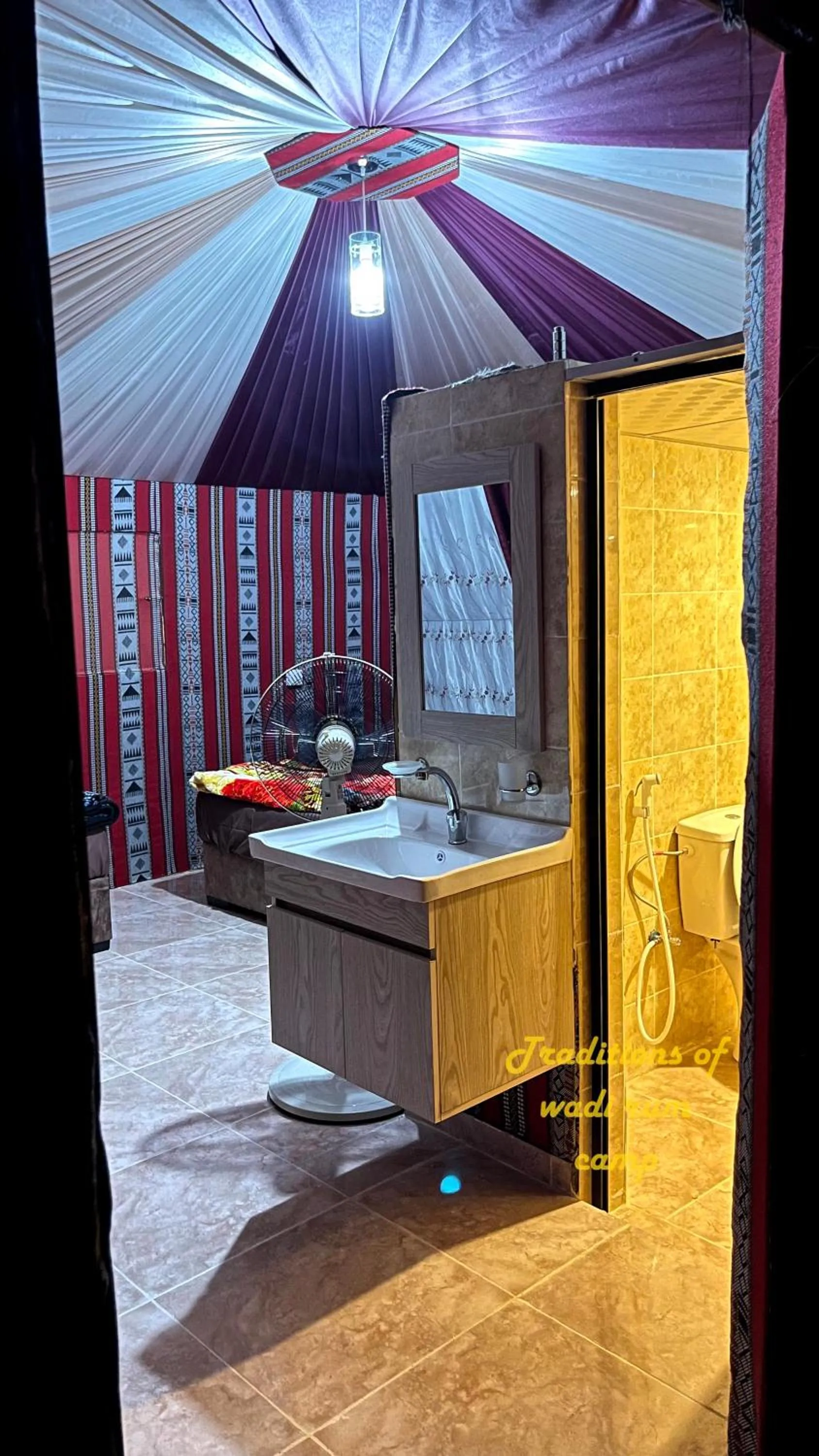 Traditions of Wadi Rum camp & jeep tour