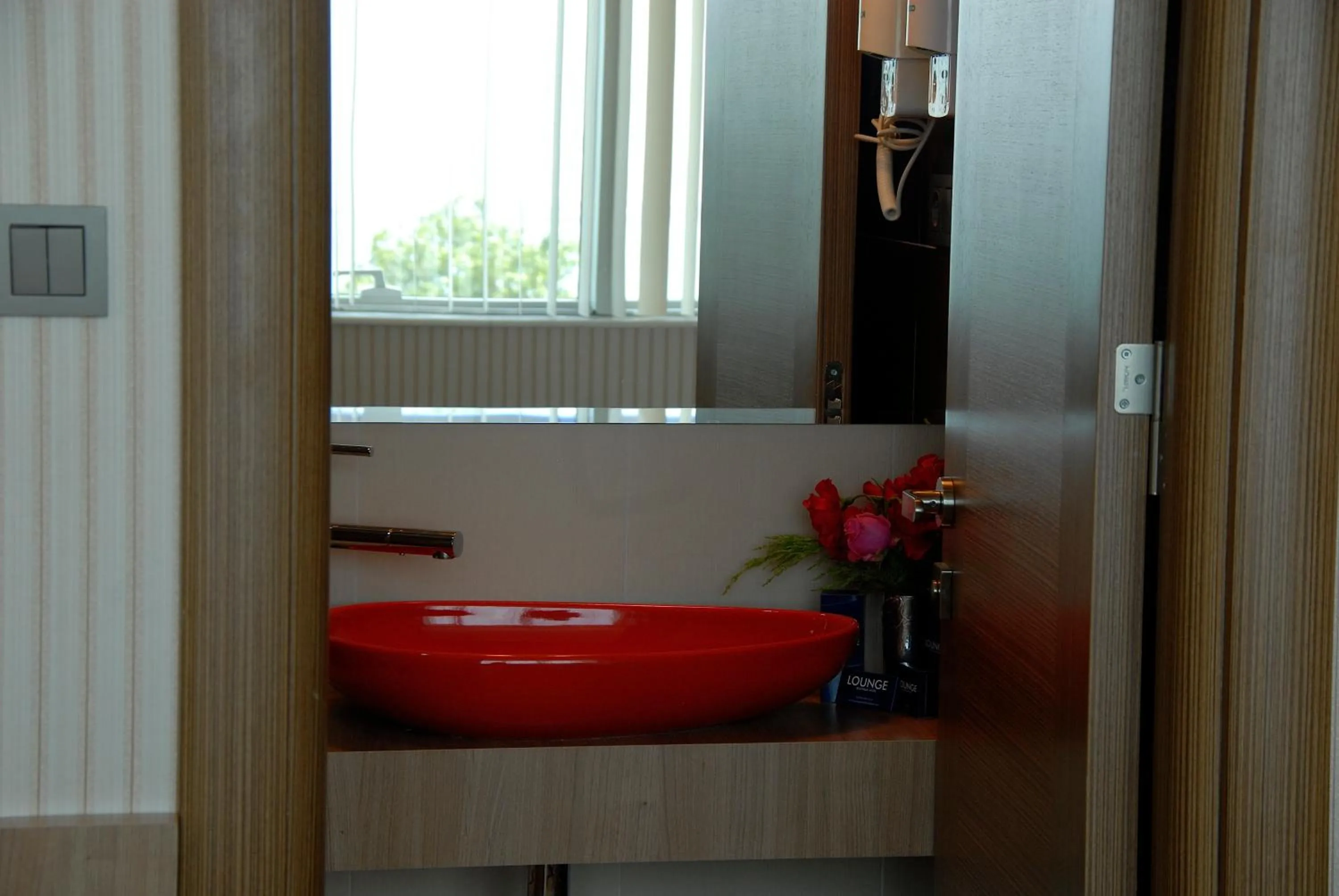 Bathroom in Lounge Hotel