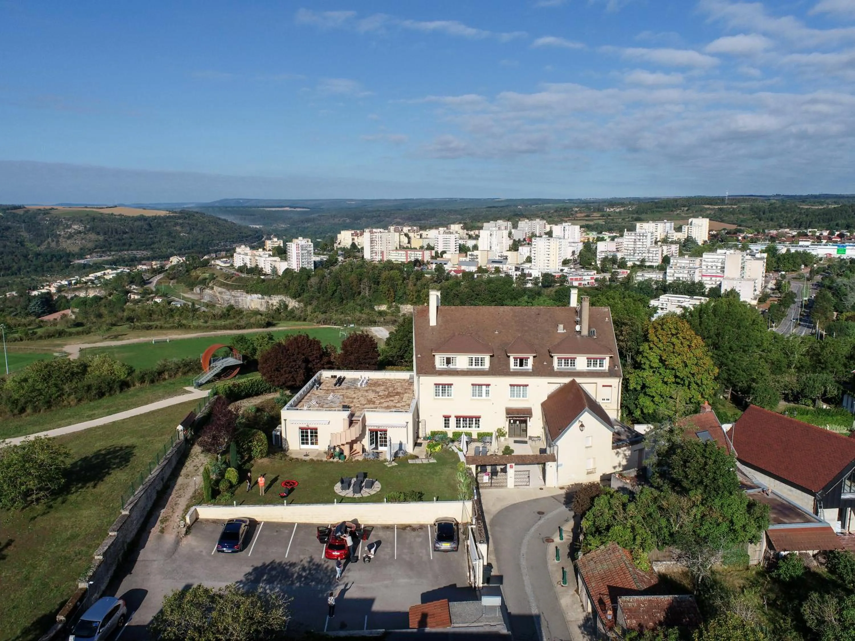 Property building in La Bonbonniere - Sure Hotel Collection by Best Western