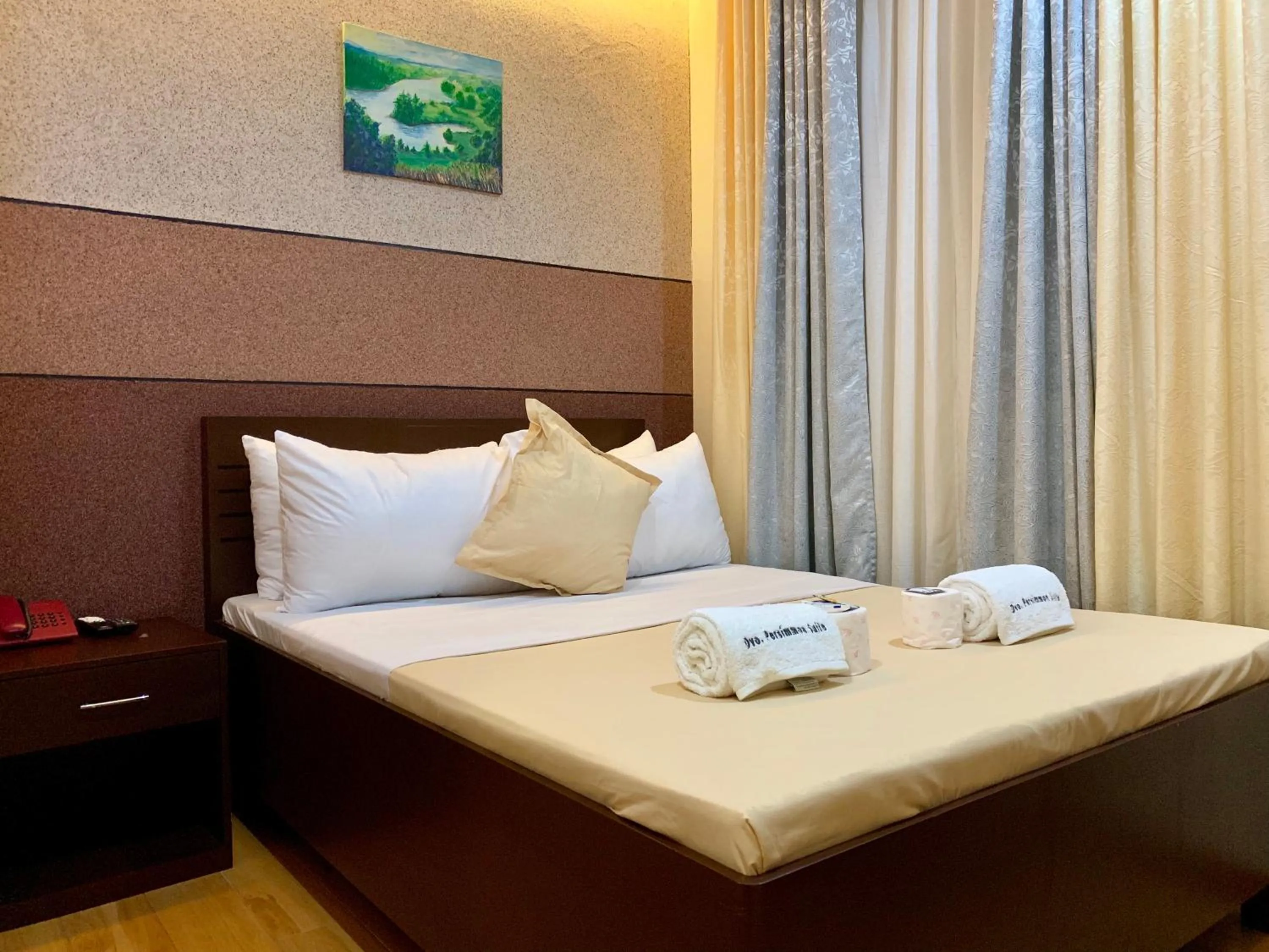 Bed in Davao Persimmon Suites