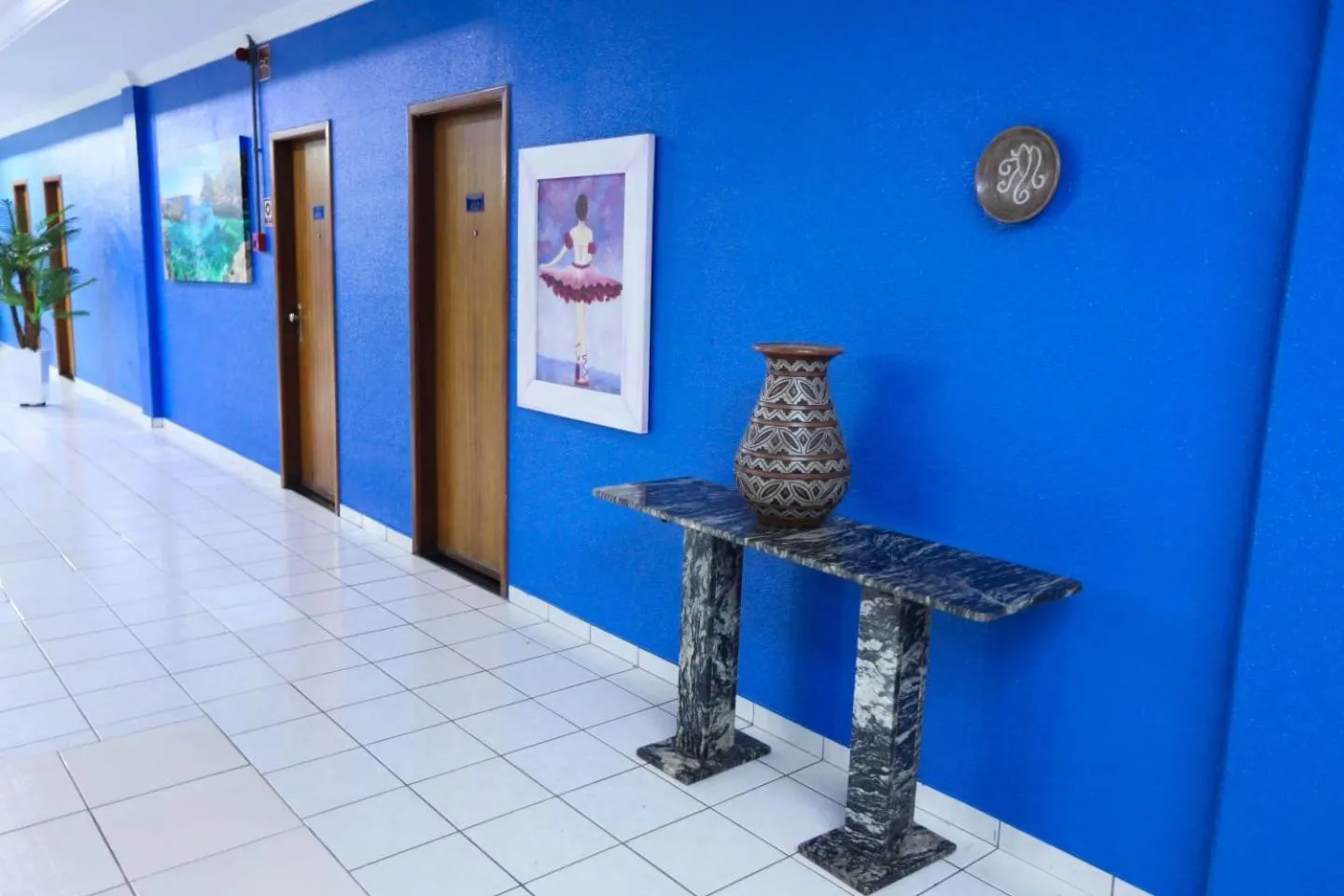 Inner courtyard view in SERRA AZUL PLAZA HOTEL