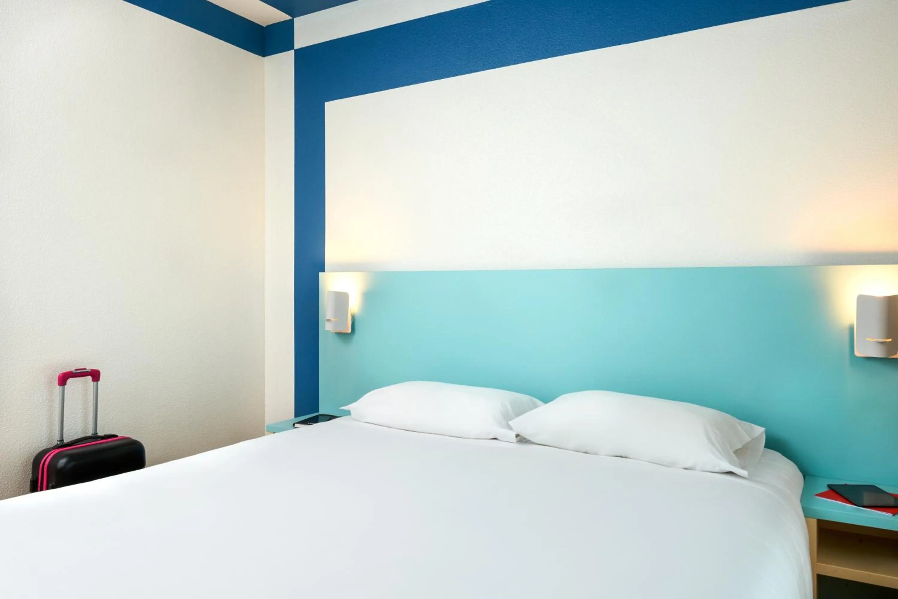 Bedroom, Bed in Aparthotel Adagio Access Strasbourg Illkirch