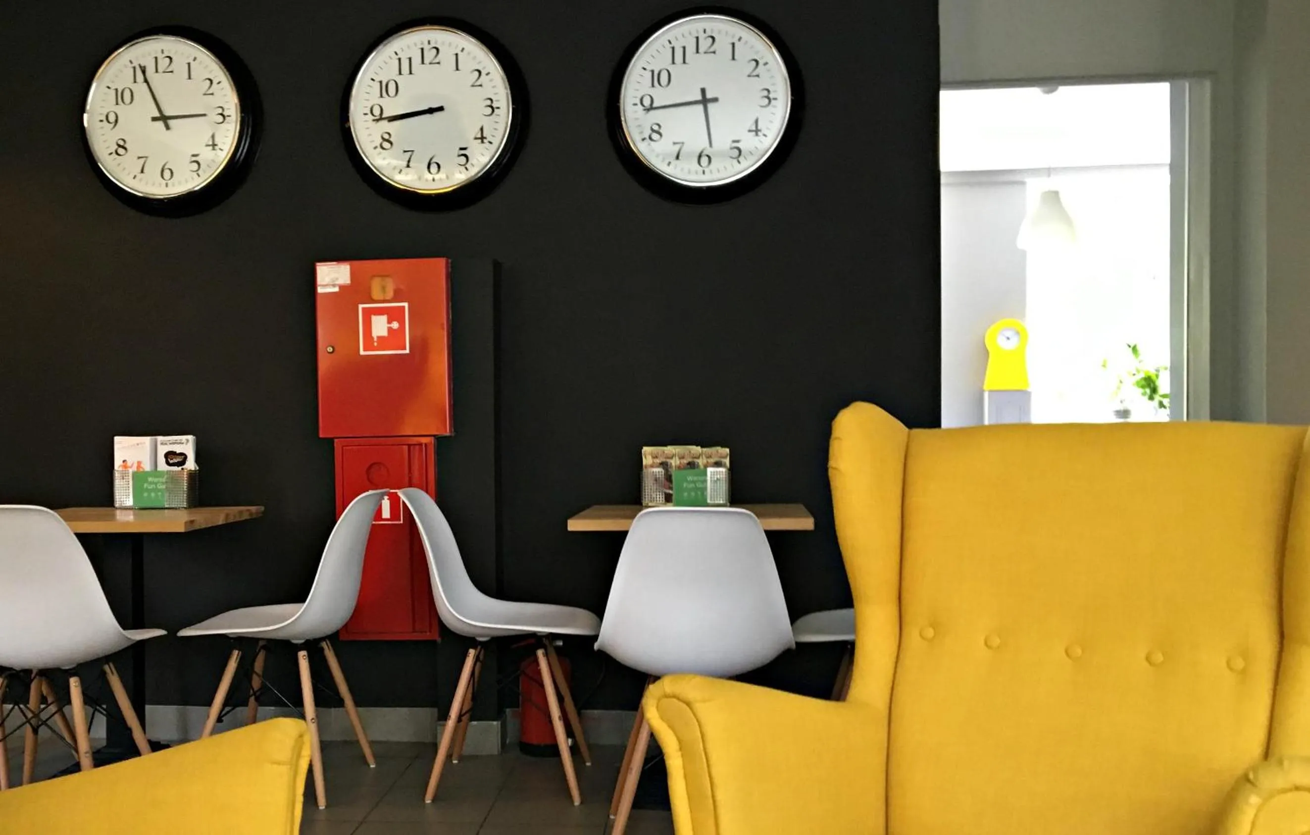 Restaurant/places to eat in Cloud Hostel