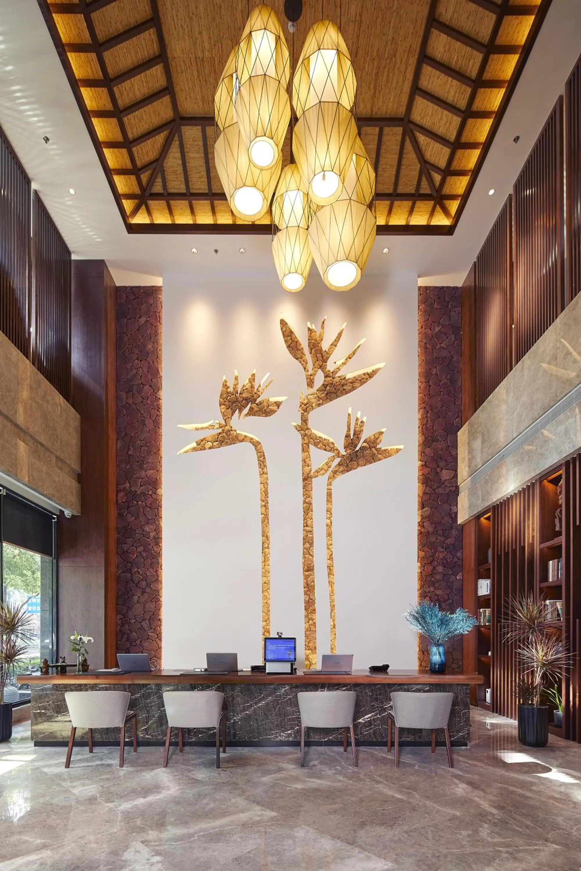Lobby or reception in SSAW Boutique Hotel Yangzhou