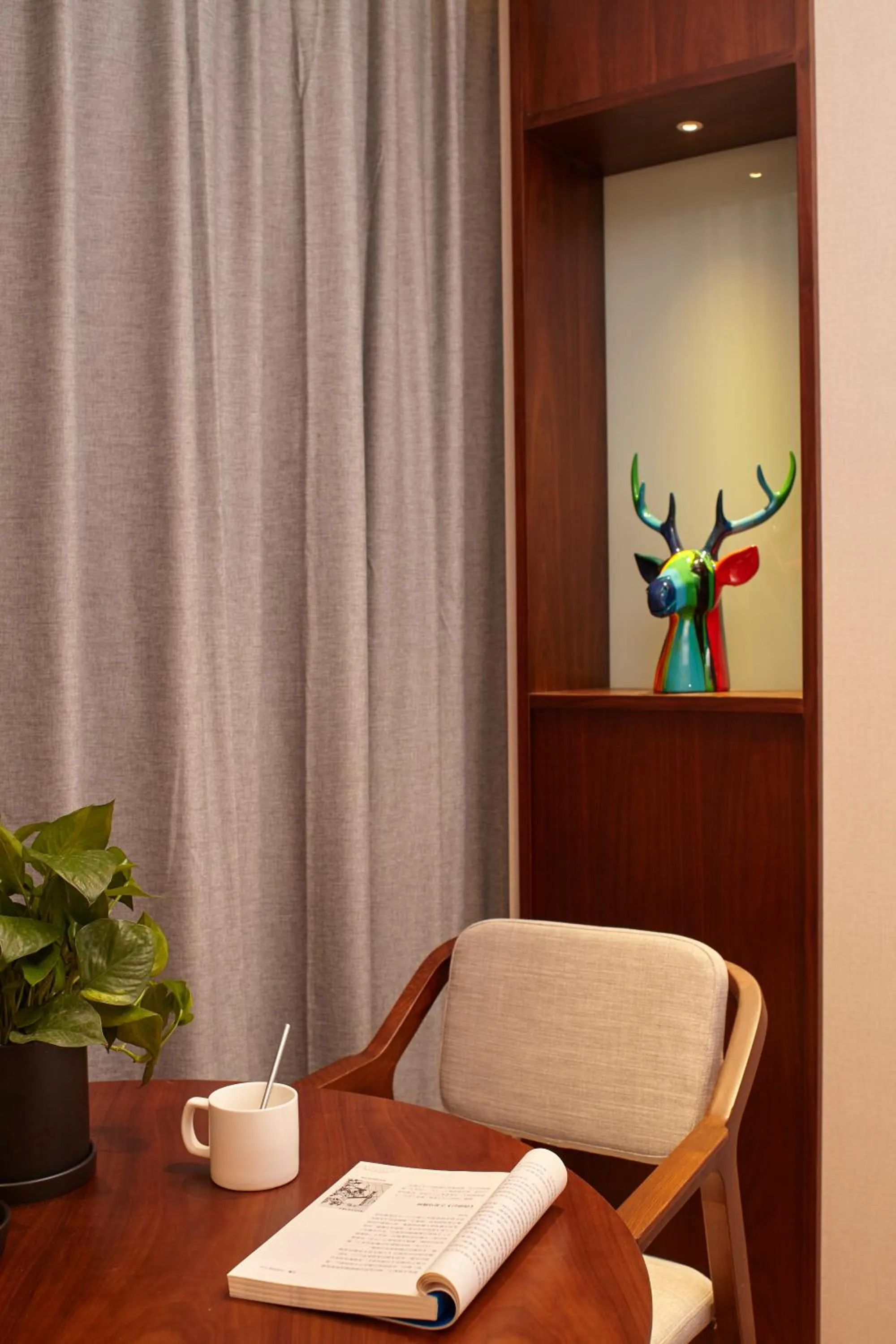 Seating area in SSAW Boutique Hotel Yangzhou