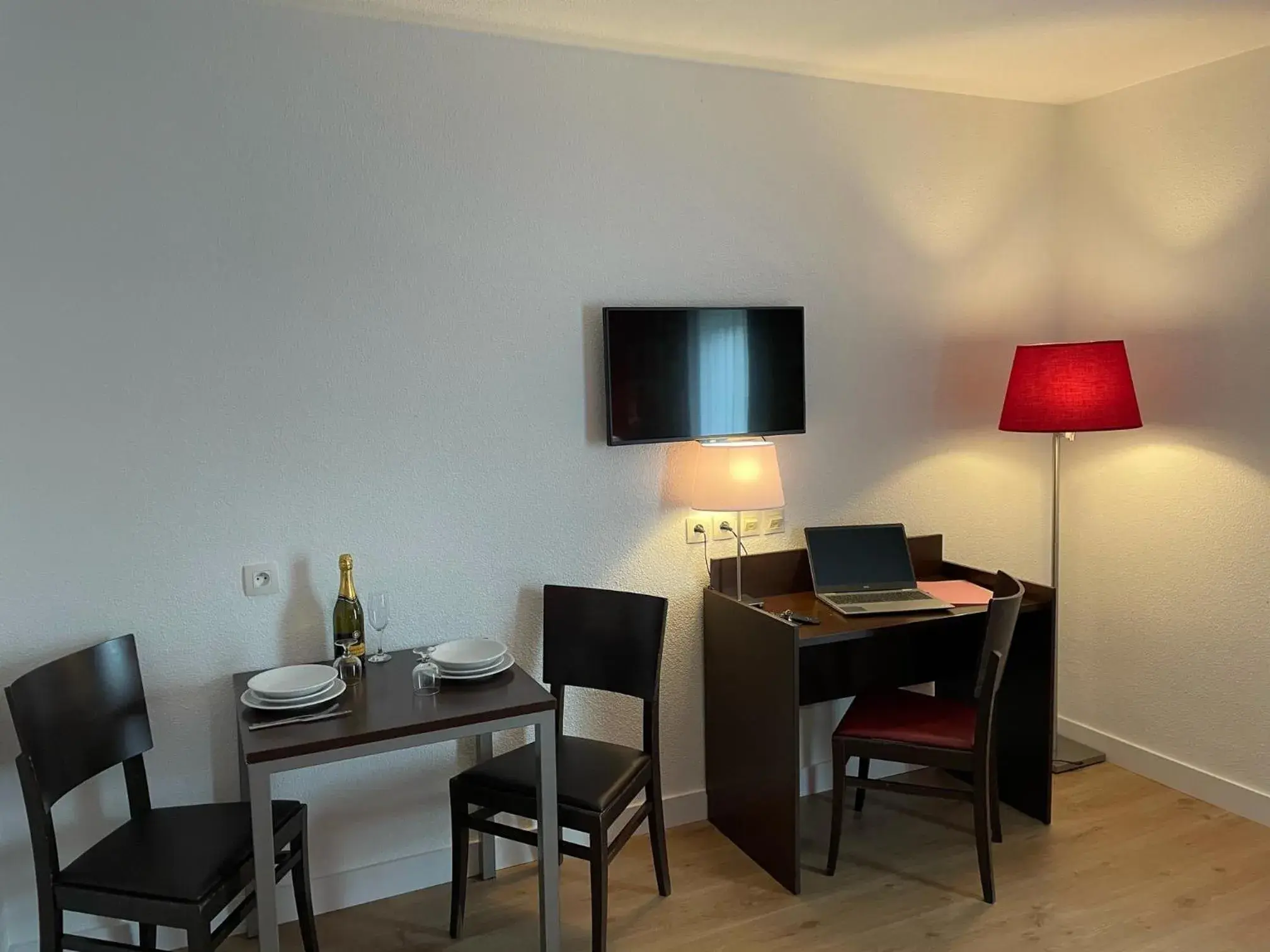 Studio Twin - single occupancy in Appartéa Grenoble Alpexpo Studio Twin - single occupancy in Appartéa Grenoble Alpexpo