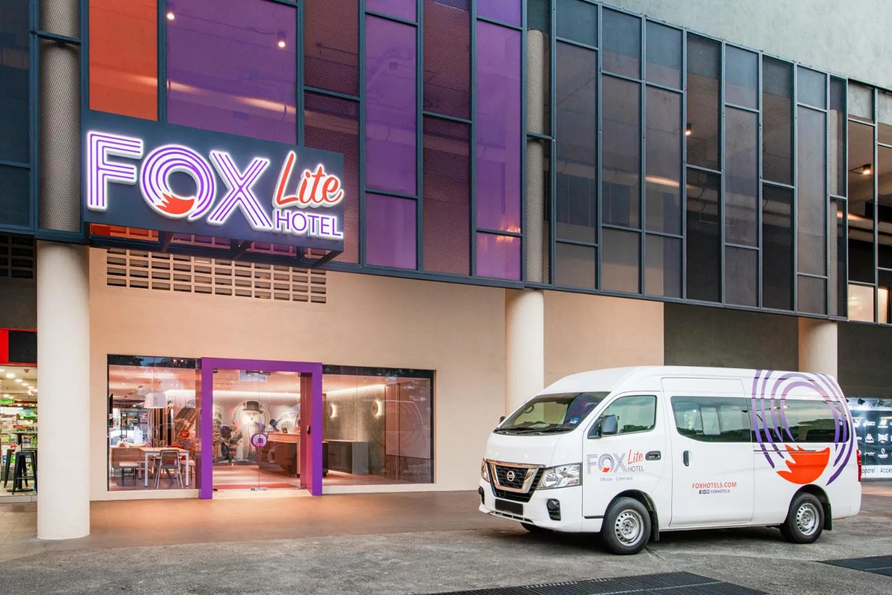 Facade/entrance in FOX Lite Hotel DPulze Cyberjaya