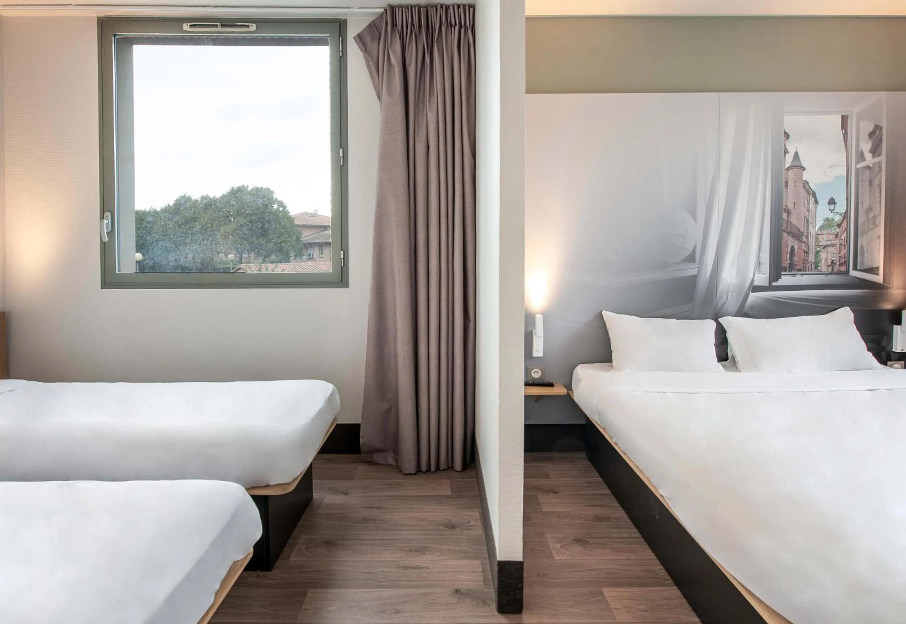 Bedroom, Bed in B&B HOTEL Toulouse Basso Cambo