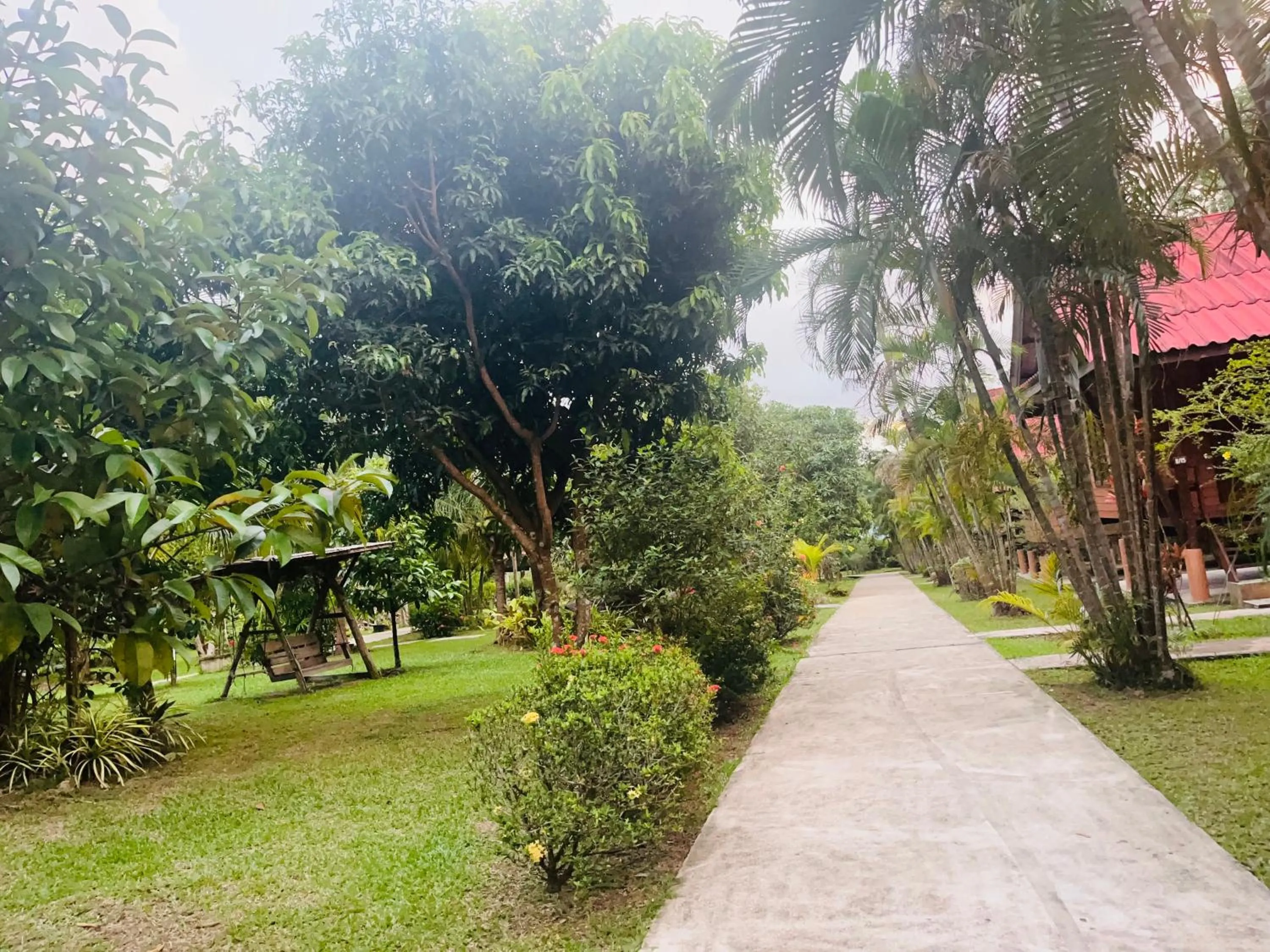 Garden in Najjamee Bungalows