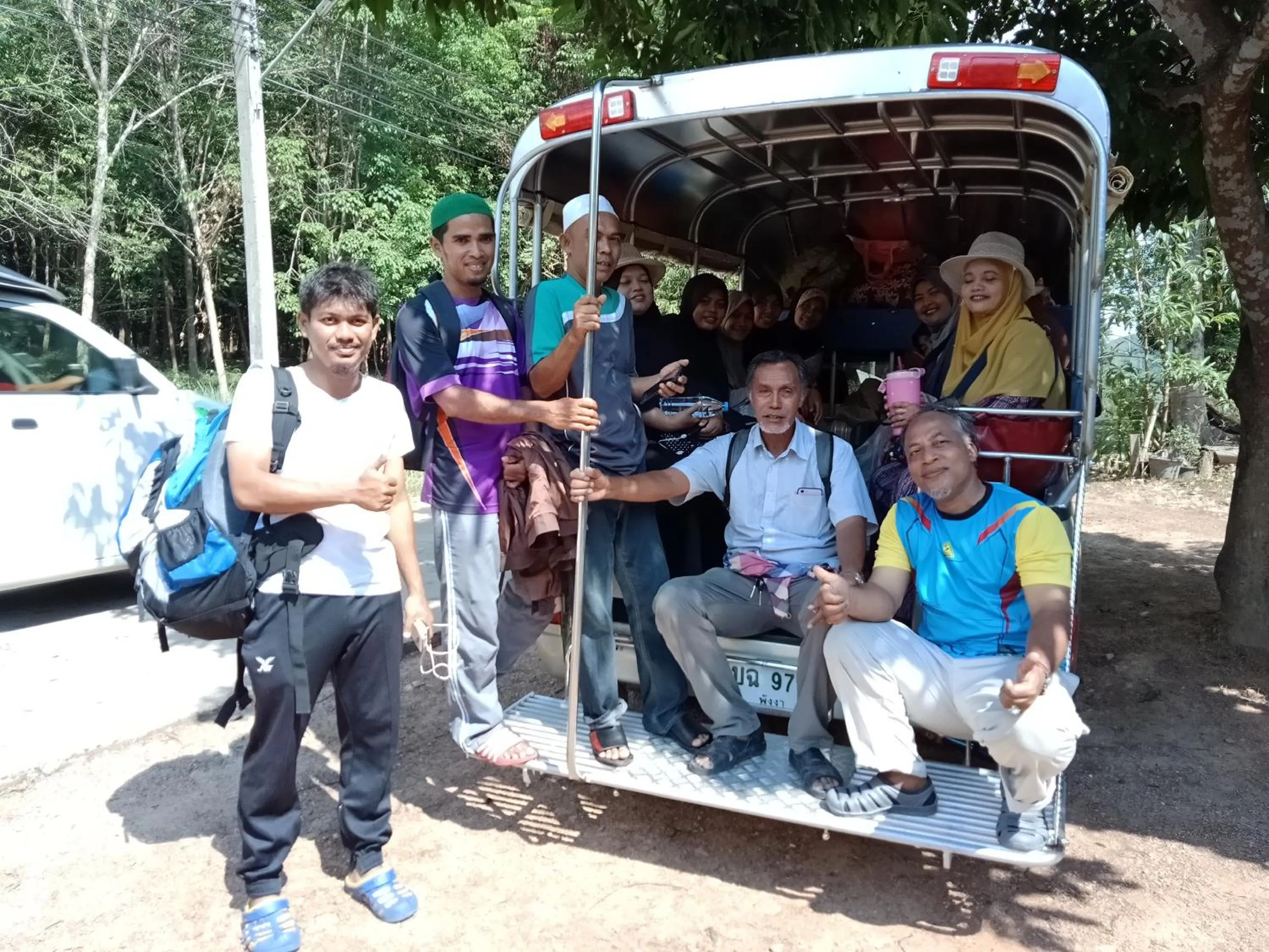 group of guests in Najjamee Bungalows