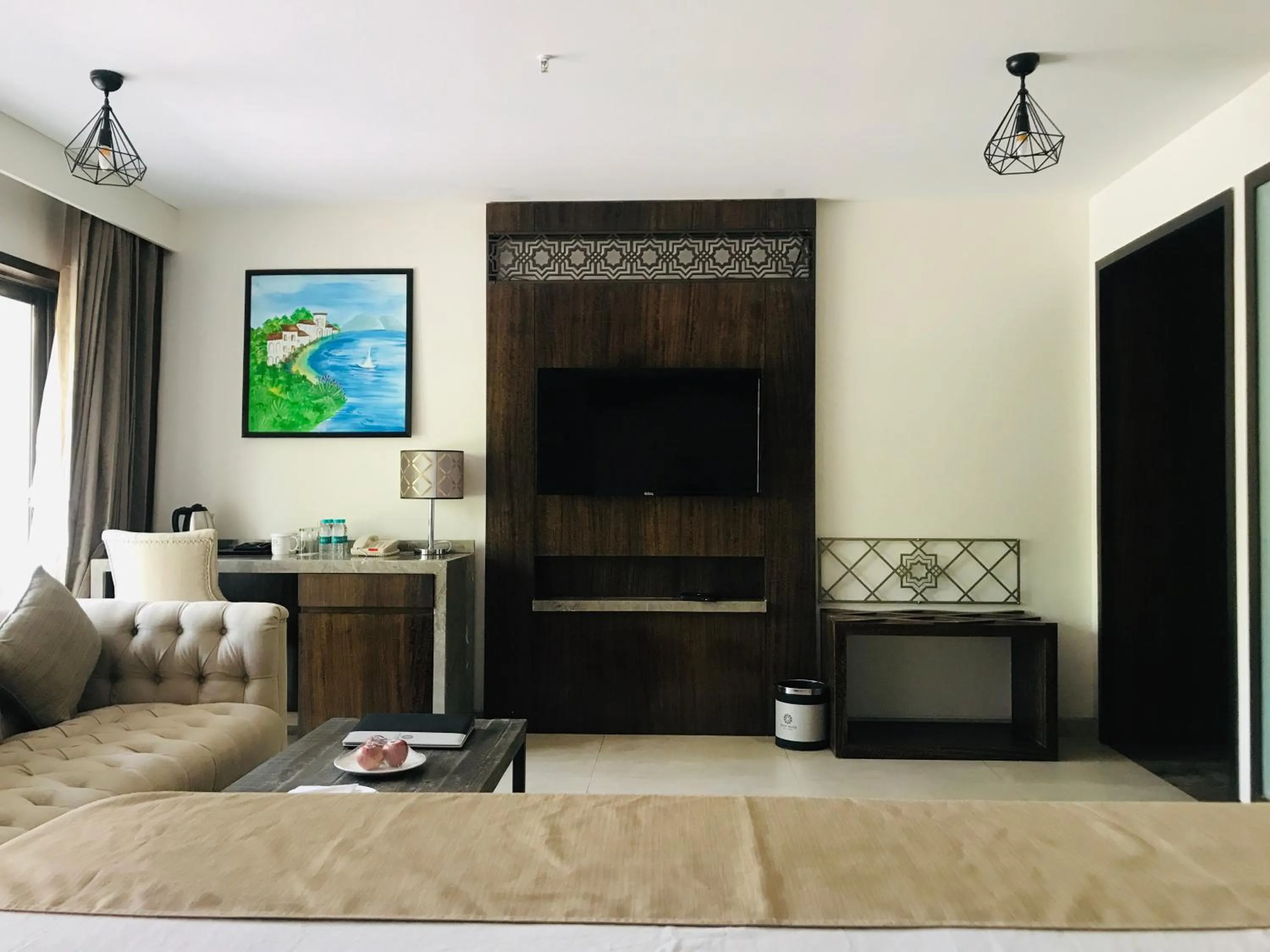 Bedroom, Bed in Silver Waves Resort & Spa - Daman