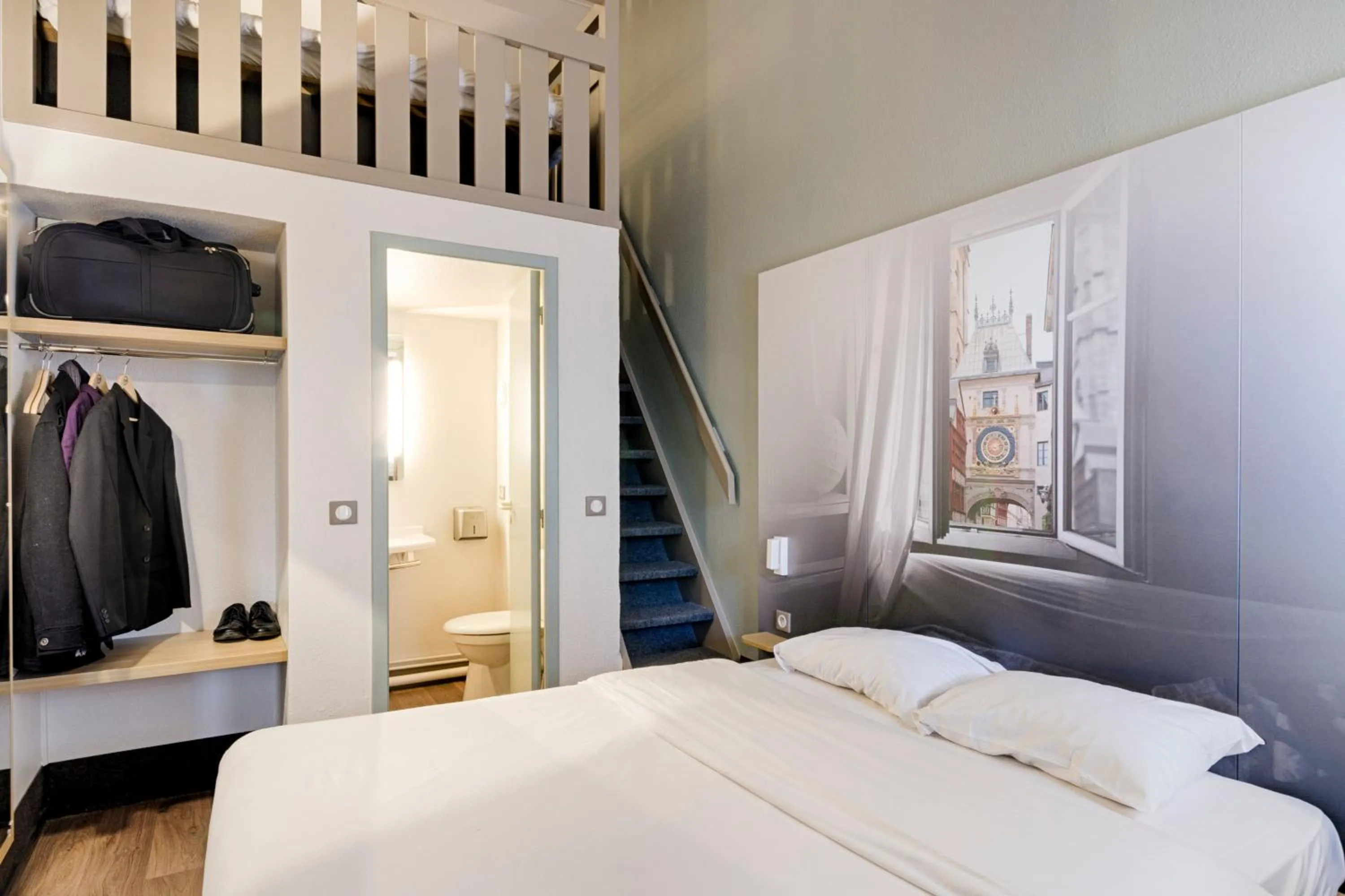 Bedroom, Bed in B&B HOTEL Toulouse Cité de l'Espace Mouchotte