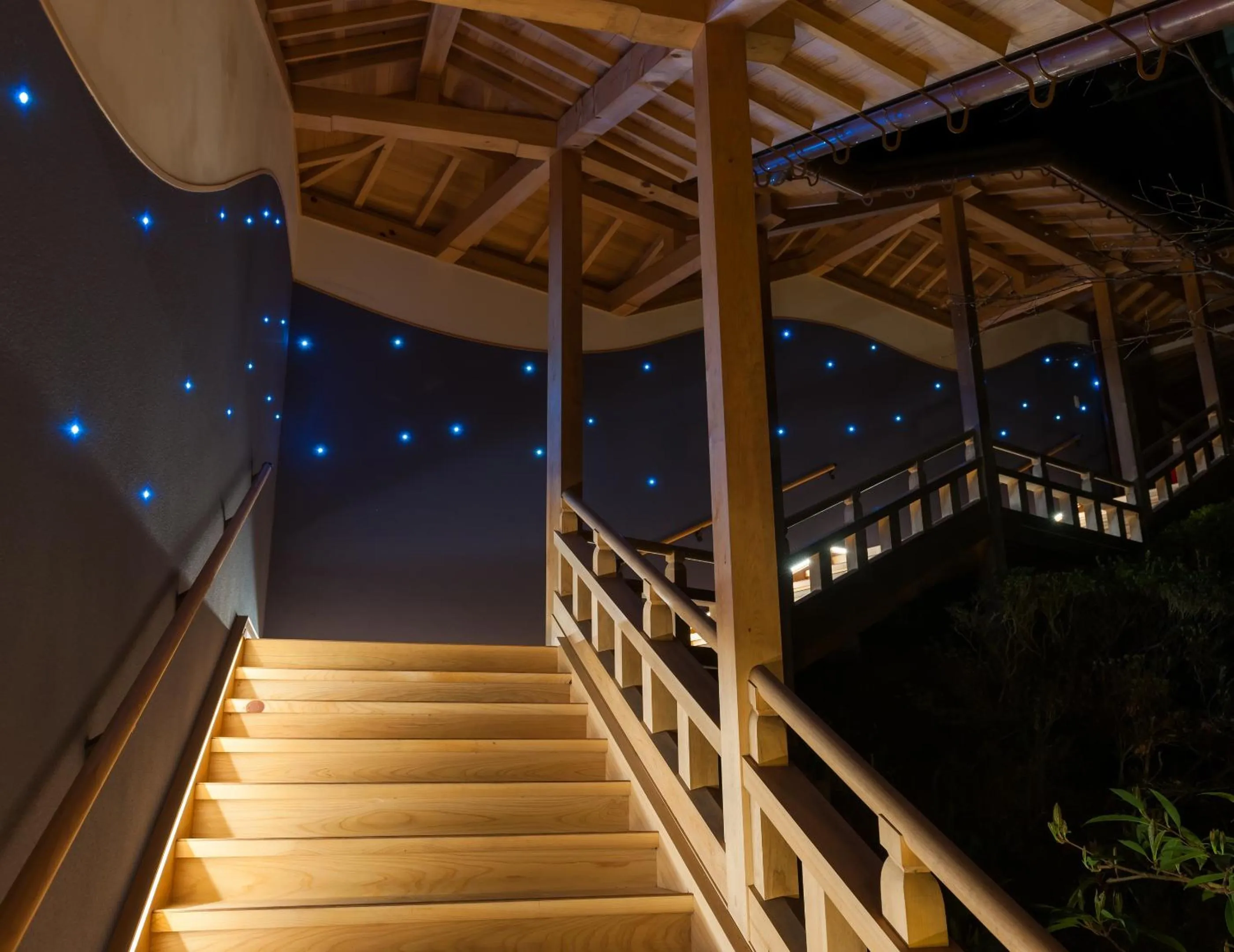 Night in Koyasan Sanadabo Rengejoin