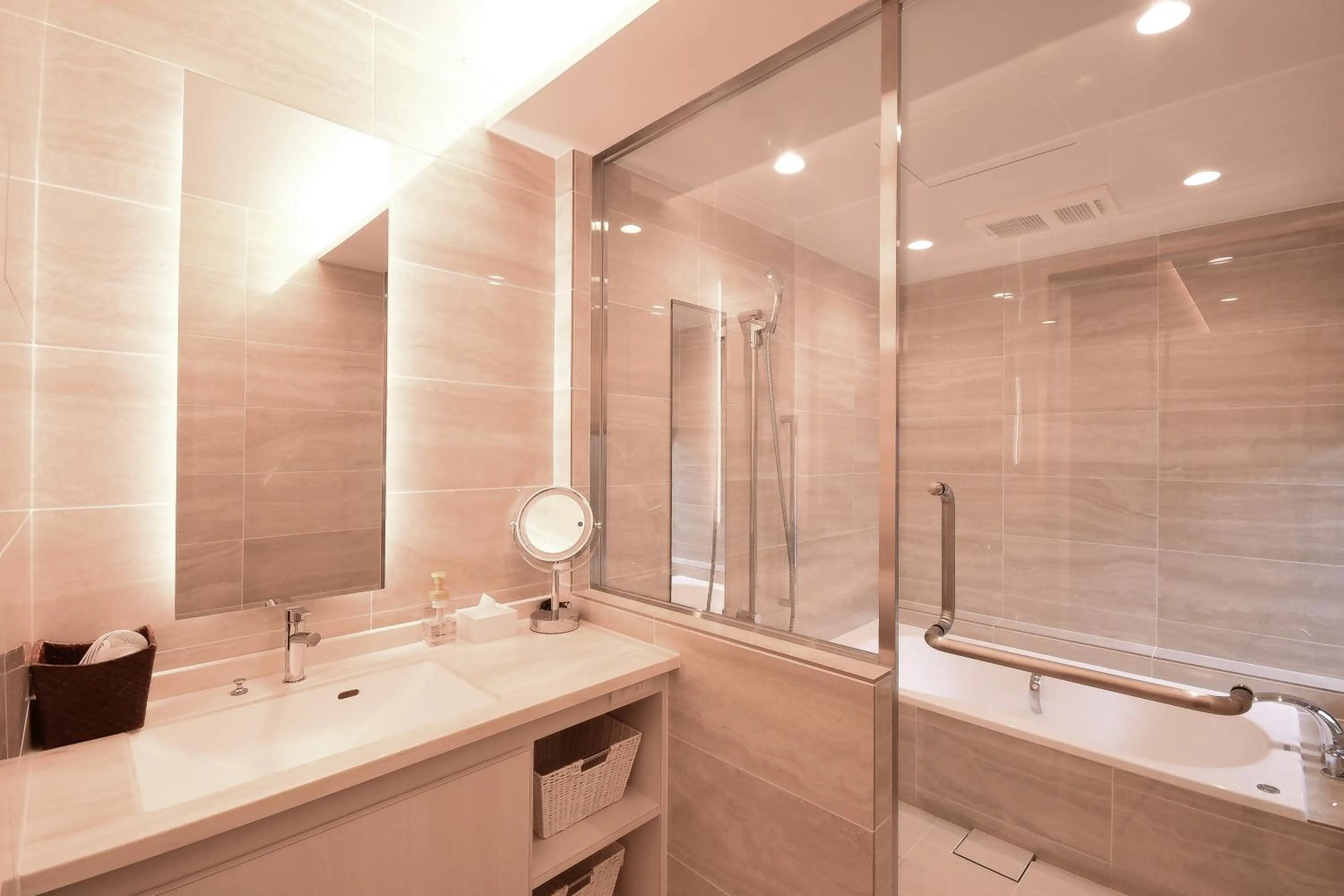 Shower in Koyasan Sanadabo Rengejoin