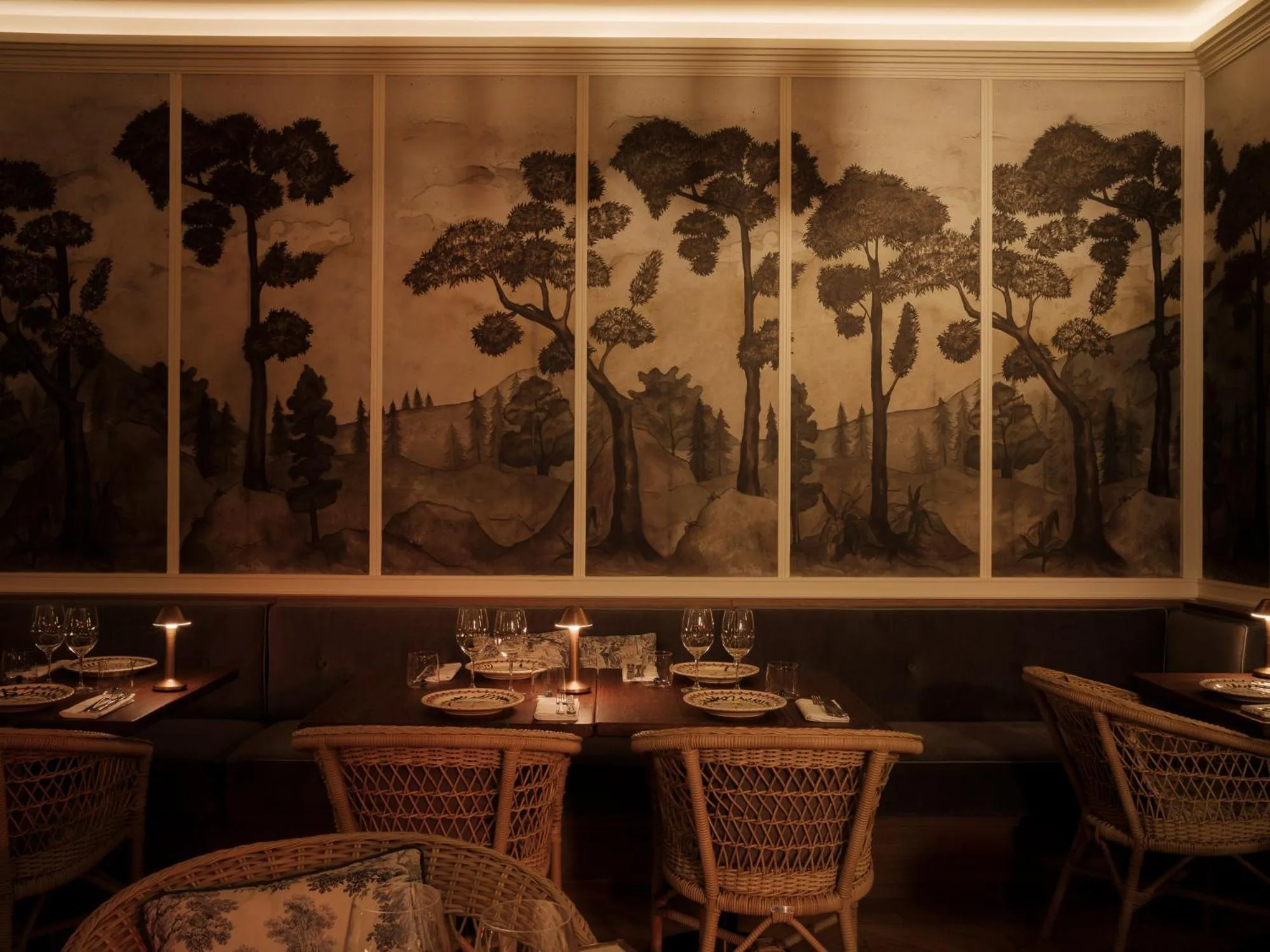 Restaurant/places to eat in Maison Delano Paris