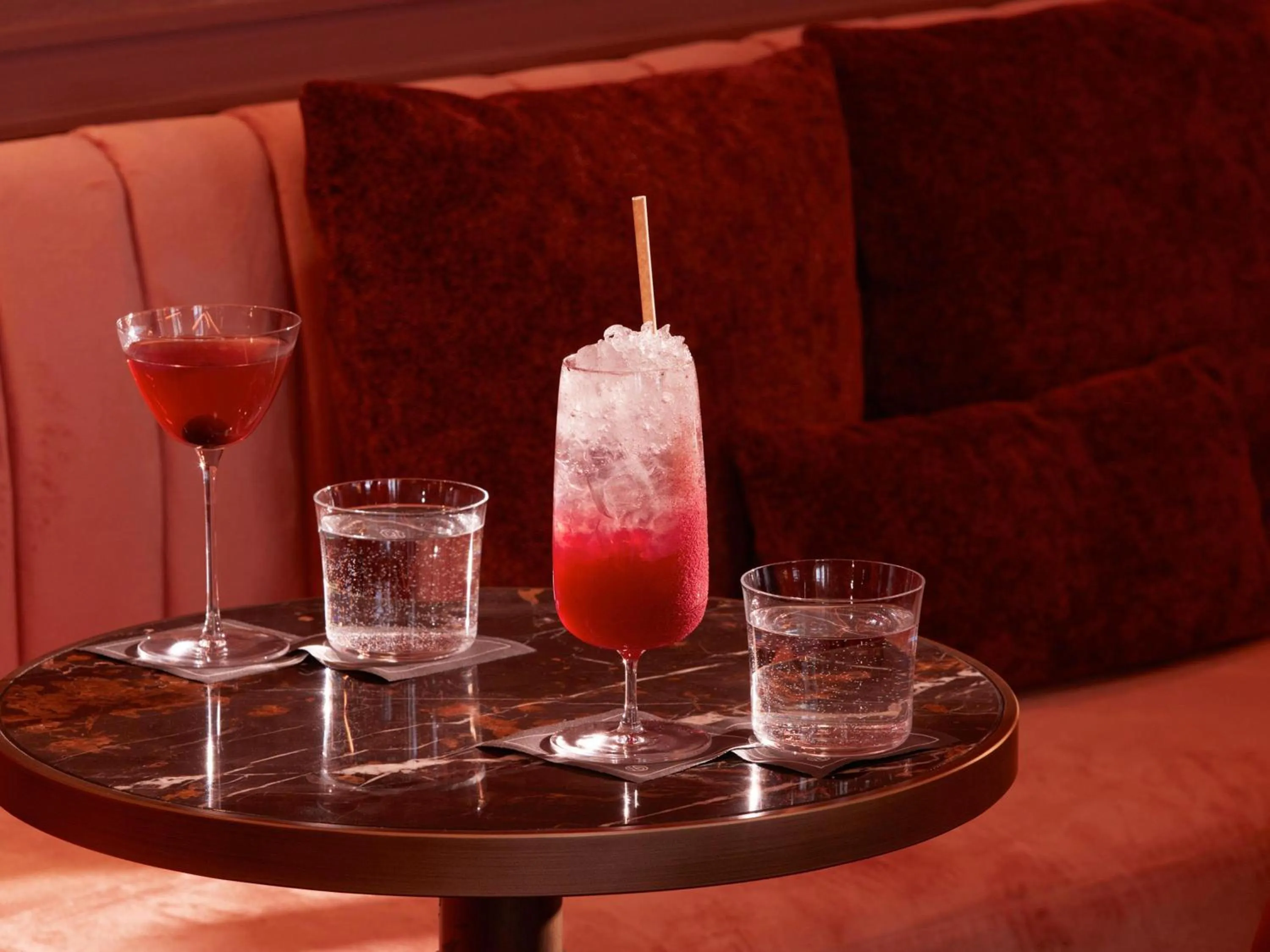 Lounge or bar in Maison Delano Paris
