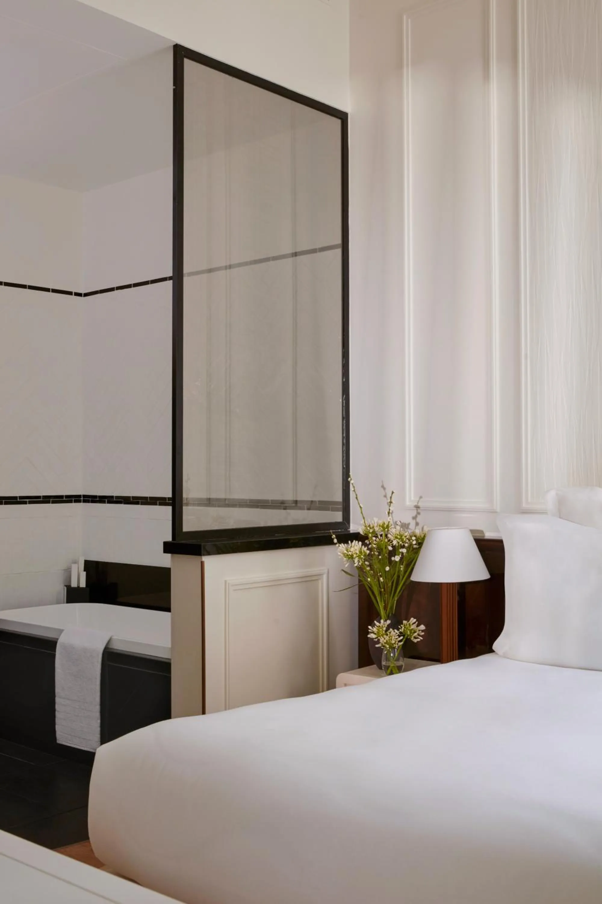 Bathroom, Bed in Maison Delano Paris