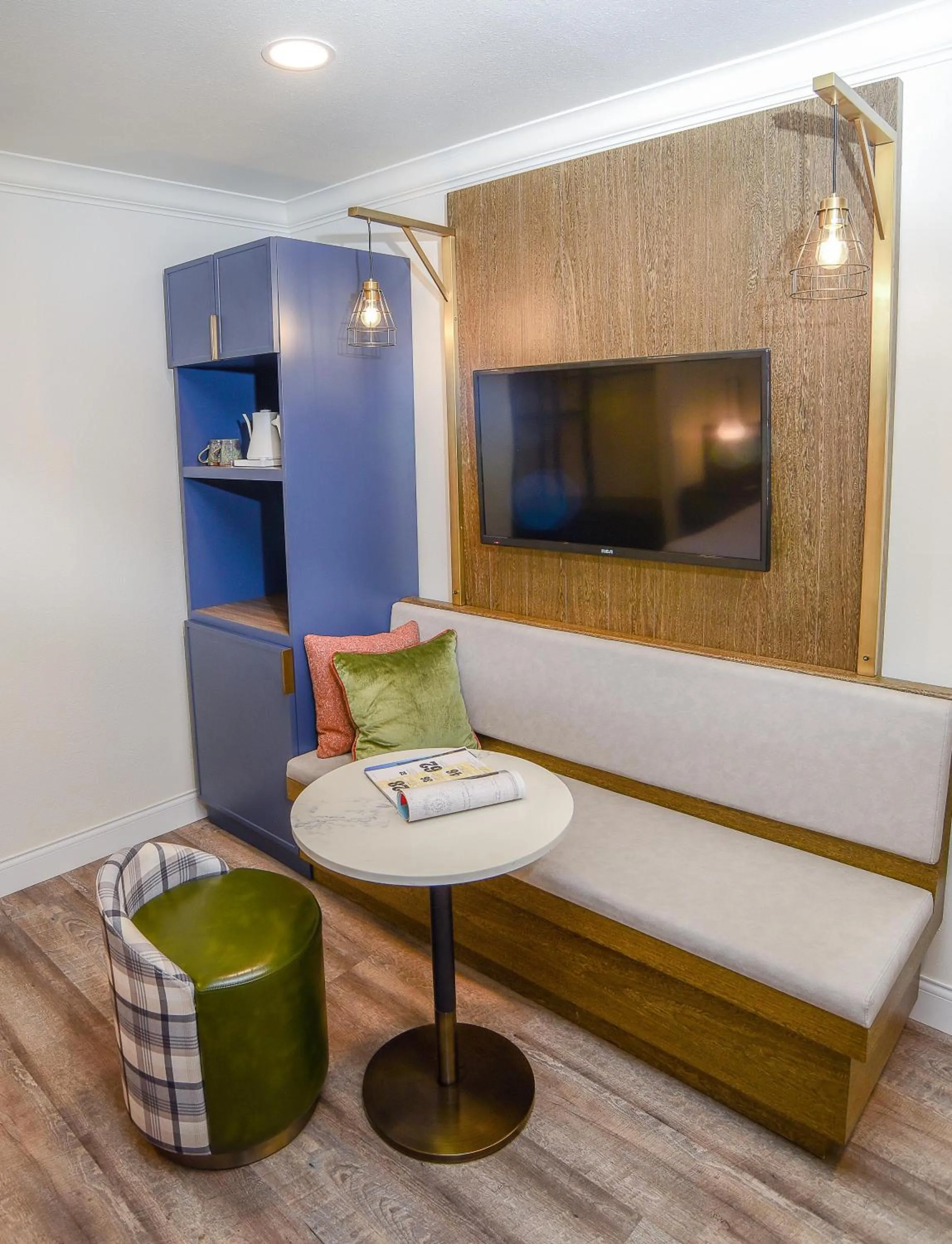 The Woodrose- NEWLY RENOVATED