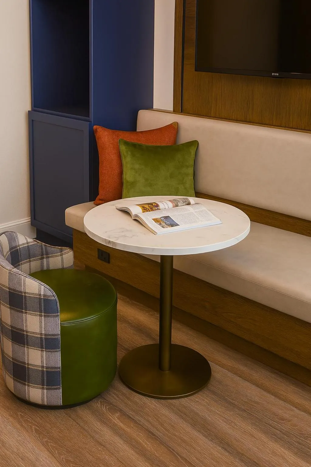 Seating area in The Woodrose- NEWLY RENOVATED